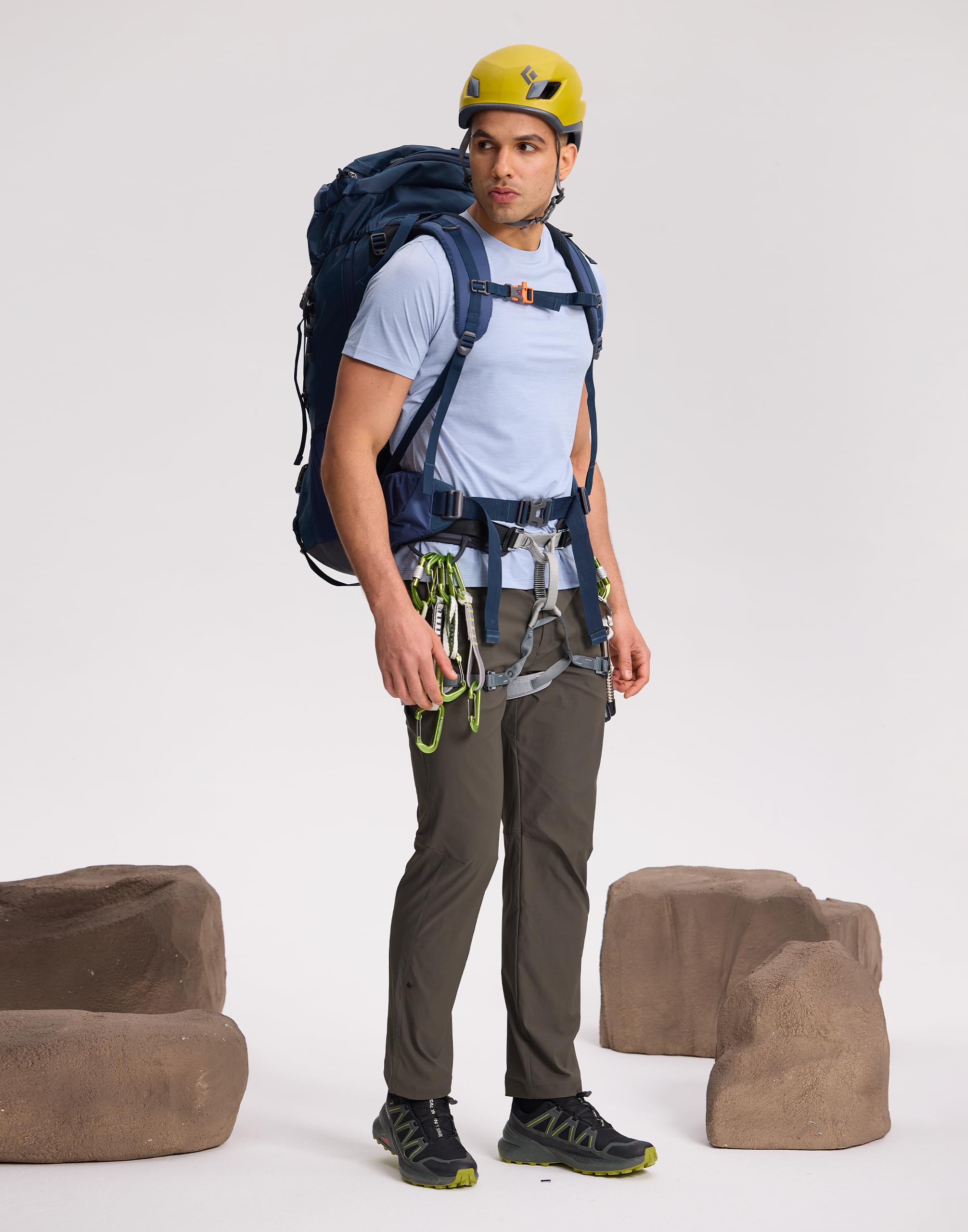 Pioneer Camp Maglietta sportiva da uomo, a maniche corte, traspirante, leggera, per corsa, assorbe l'umidità, elasticizzata, funzionale, per alpinismo, trail running