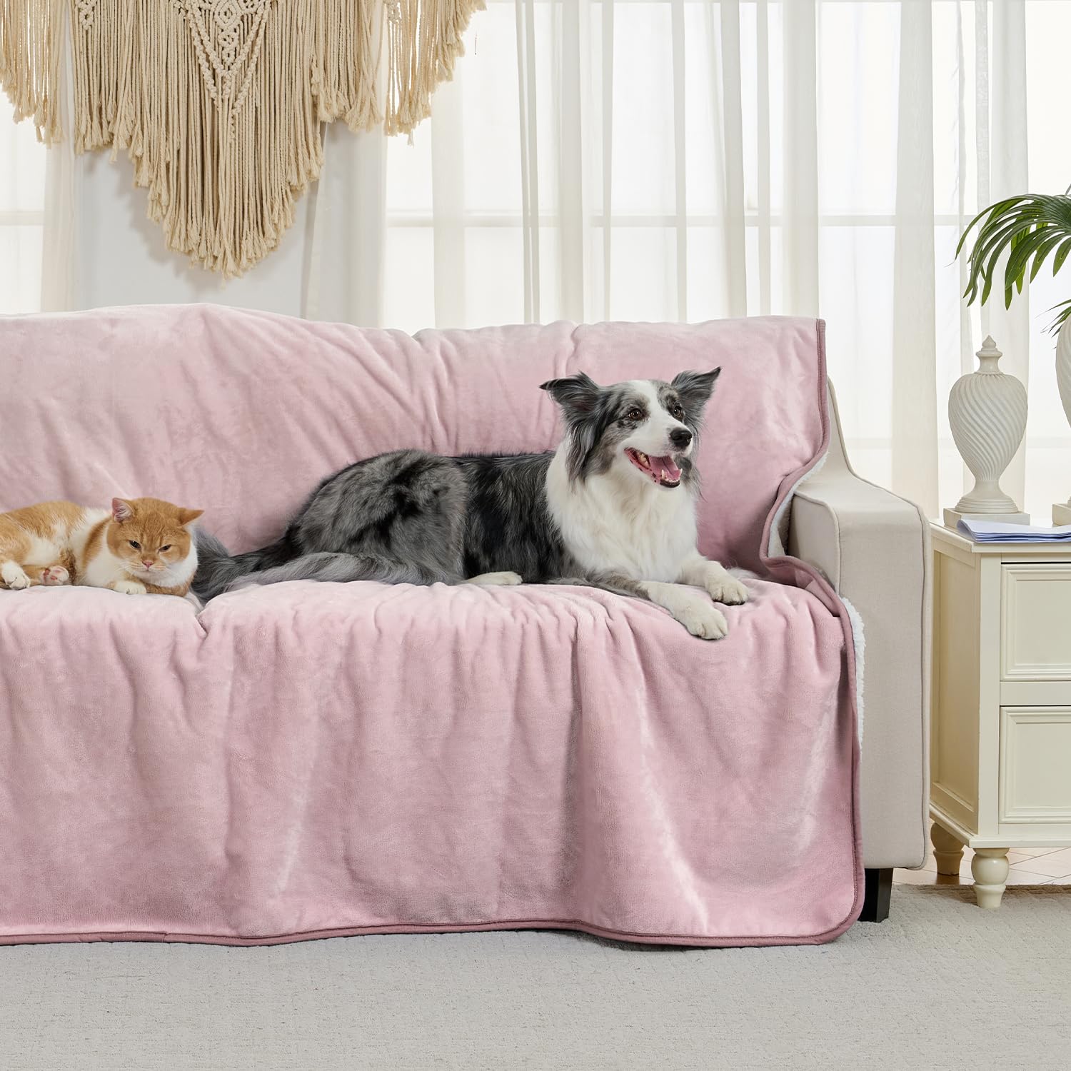 Manta impermeable para cama, sofá, manta suave a prueba de orina para perros, cachorros, gatos, manta reversible de forro polar Sherpa para protector de muebles (rosa polvoriento, 60 x 80