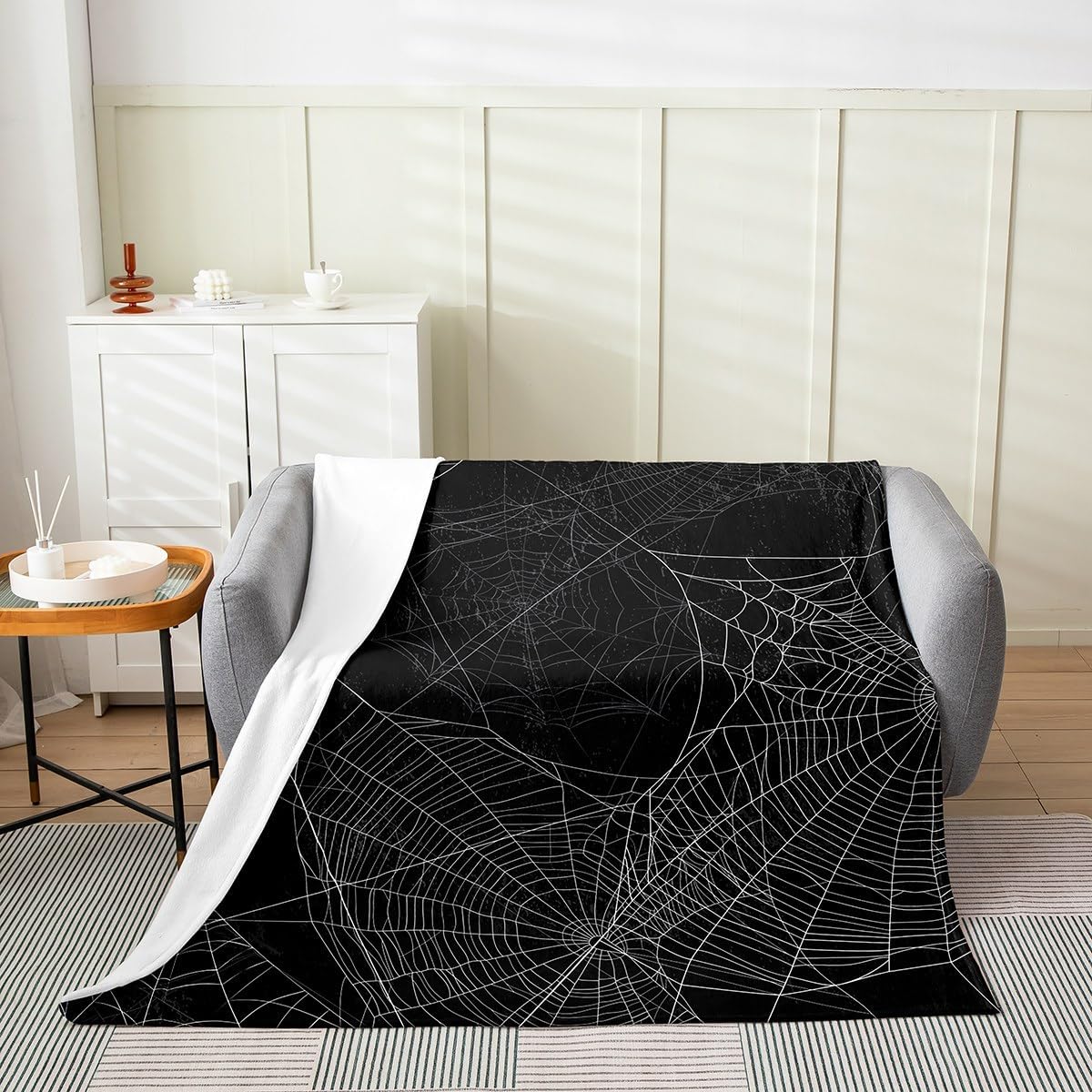 Castle Fairy Spider Web Fleece Throw Blanket Super Soft Cozy Black and White Flannel Blanket for Kids Women Adults Spider Plush Blankets Halloween Theme Fuzzy Blanket for Sofa Bed Couch(60x80 Inches)