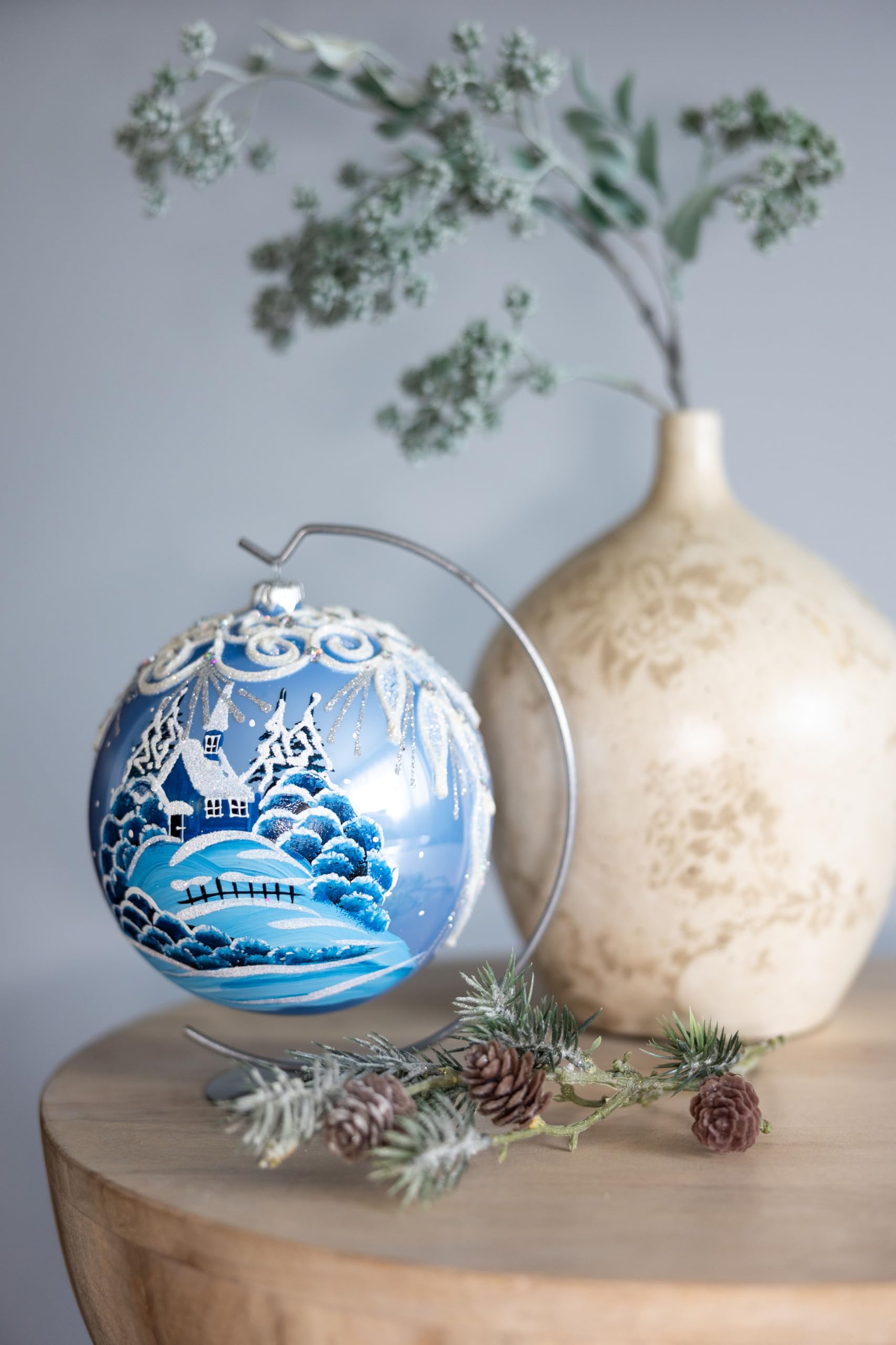 Himmelblaue Weihnachtsdekoration, polnische geblasene Glaskugel, große Kugel, 150 mm, handbemalt, Winterwunderland