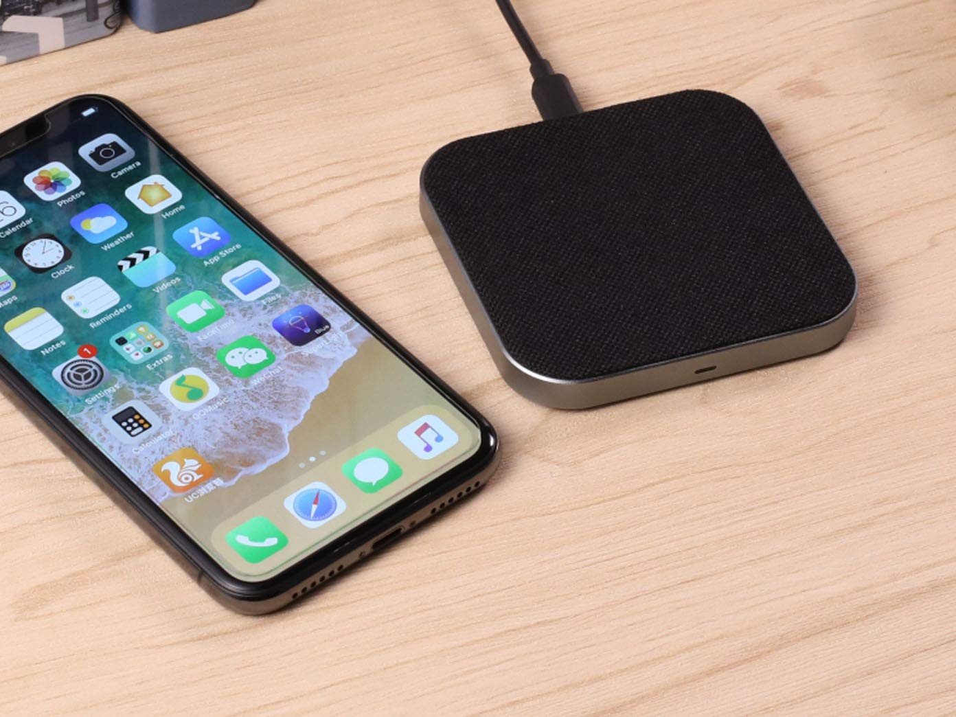 GAO 6091 Wireless Inductive Charging Station - Black - Image 2