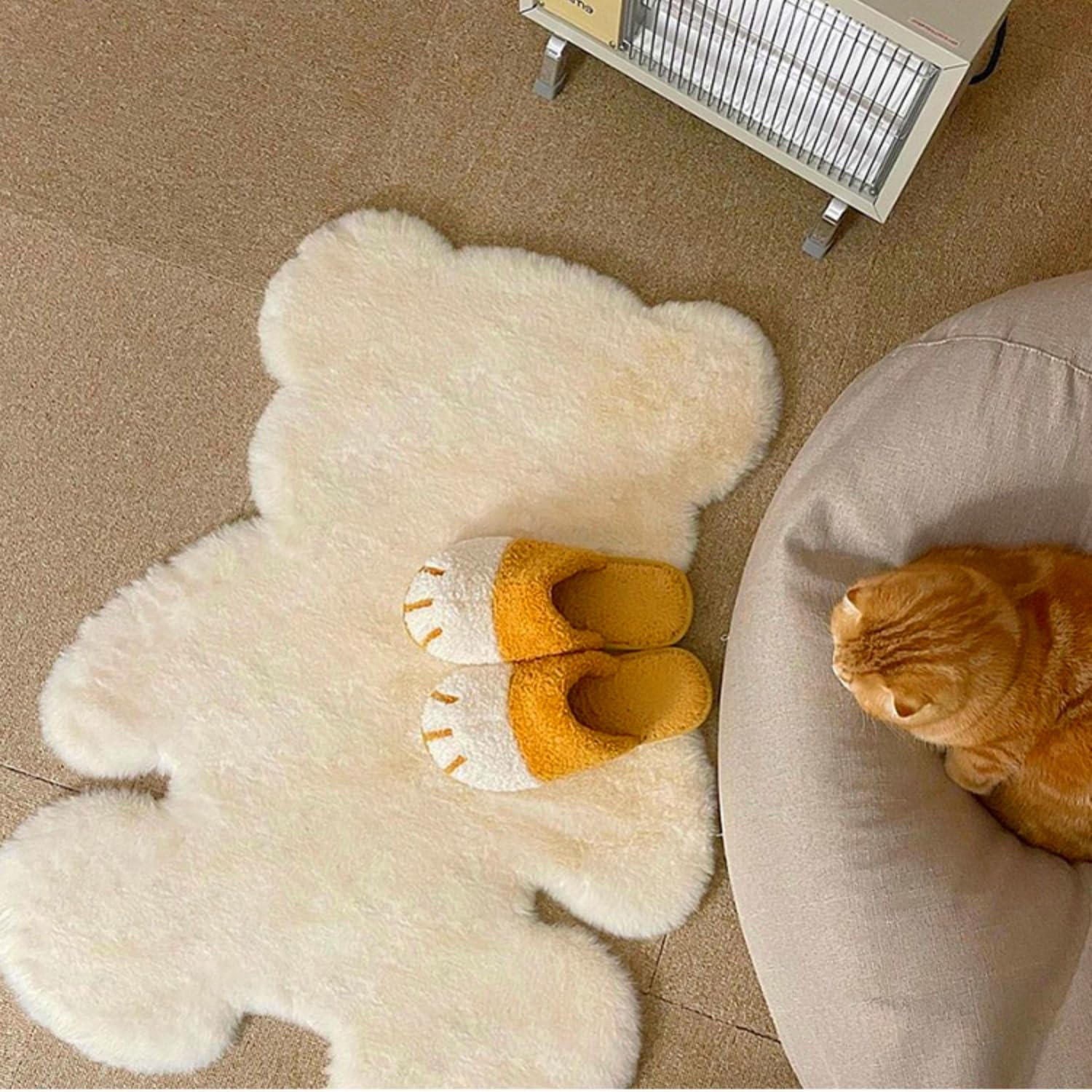 Tappeto a Forma di Orso, Morbido e Soffice, Simpatico Tappeto in Pelliccia Sintetica per la Cameretta dei Bambini, a Pelo Lungo