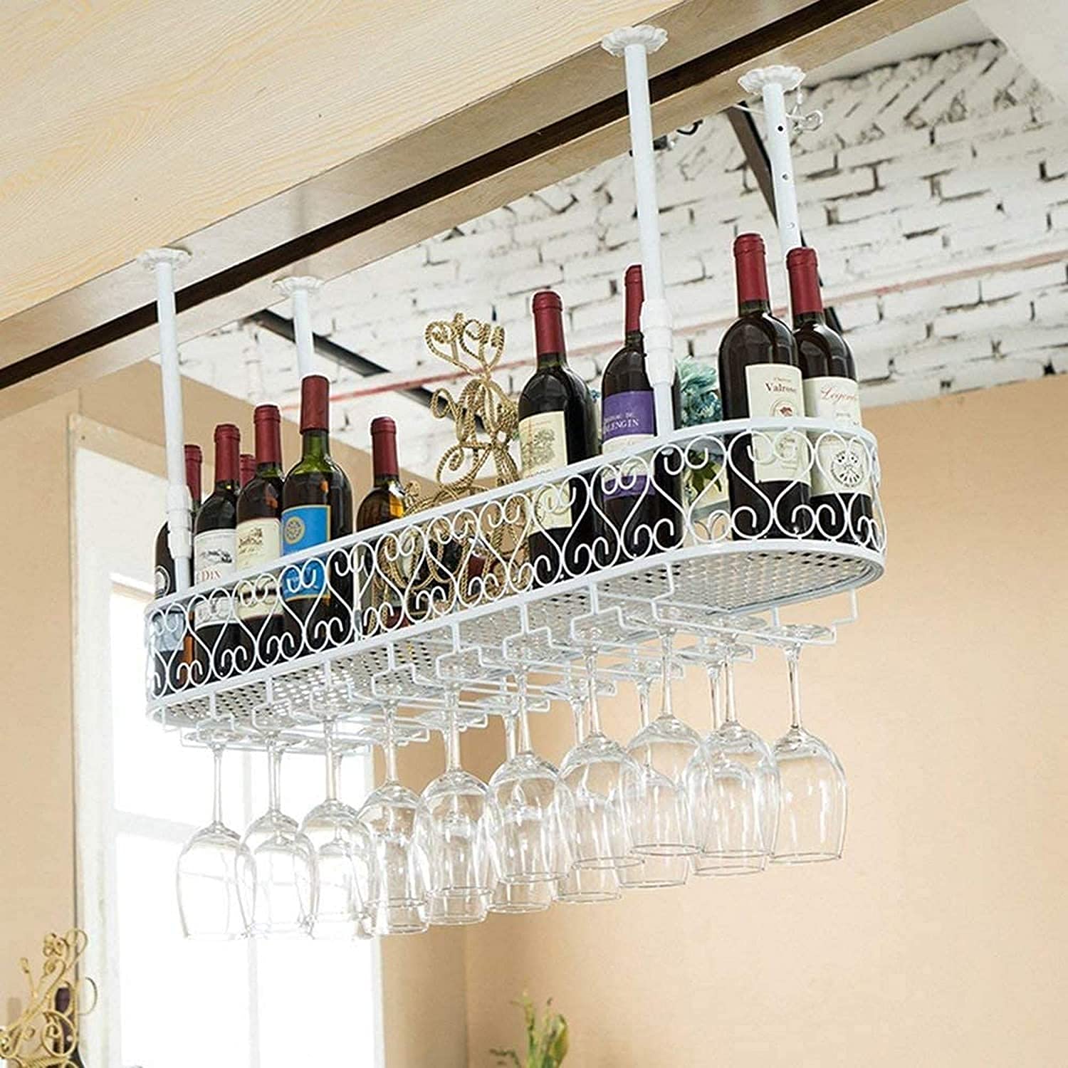 Casier à vin suspendu au plafond MObyat en métal noir avec support pour verres à pied design