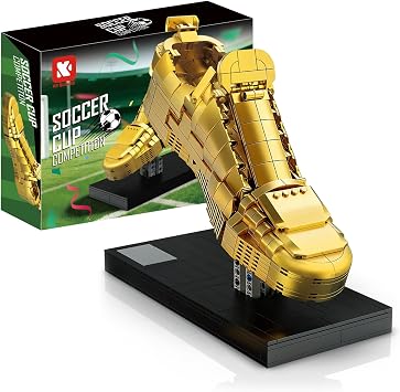 Golden Soccer Boot Building Blocks Set, Football Trophy Brick Model Kit for Adults & Kids 8+, Creative Sports Desk Decor Collectible for Soccer Fans - 573PCS