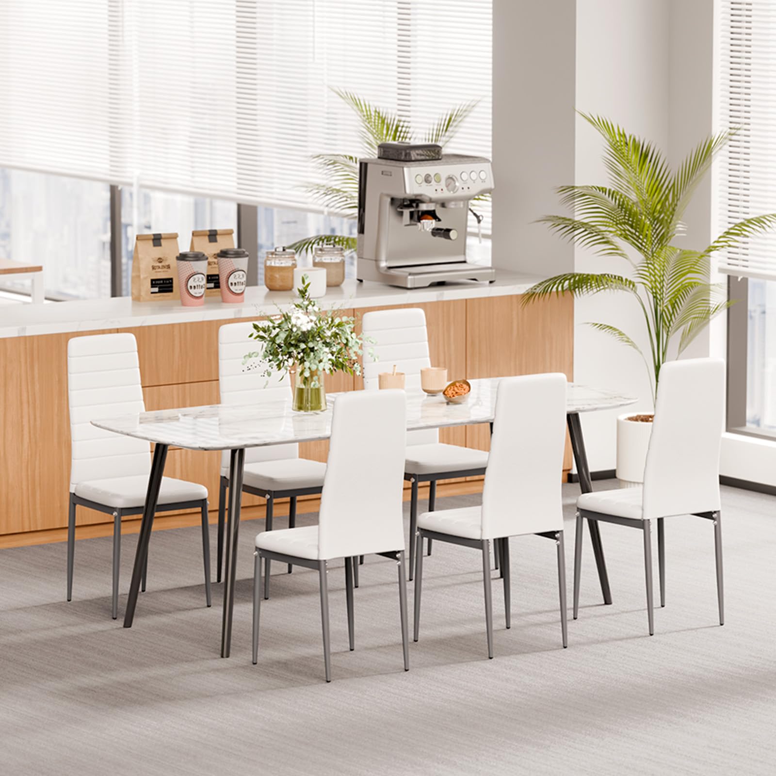 VEVOR Chaises Salle à Manger Modernes, Ensemble Chaises de Cuisine en Cuir 4 Pièces, avec Dossier, Coussins Épais et Pieds en Métal, Meuble d’Appoint Peu Encombrant, pour Table à Manger, Blanc