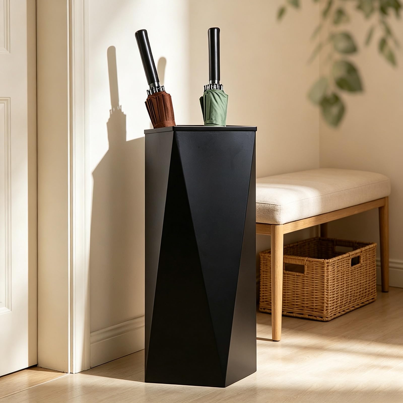 Elegante portaombrelli in metallo con fori di scarico, design salvaspazio per ombrelli lunghi e corti, perfetto per casa, ufficio, ingresso e decorazione