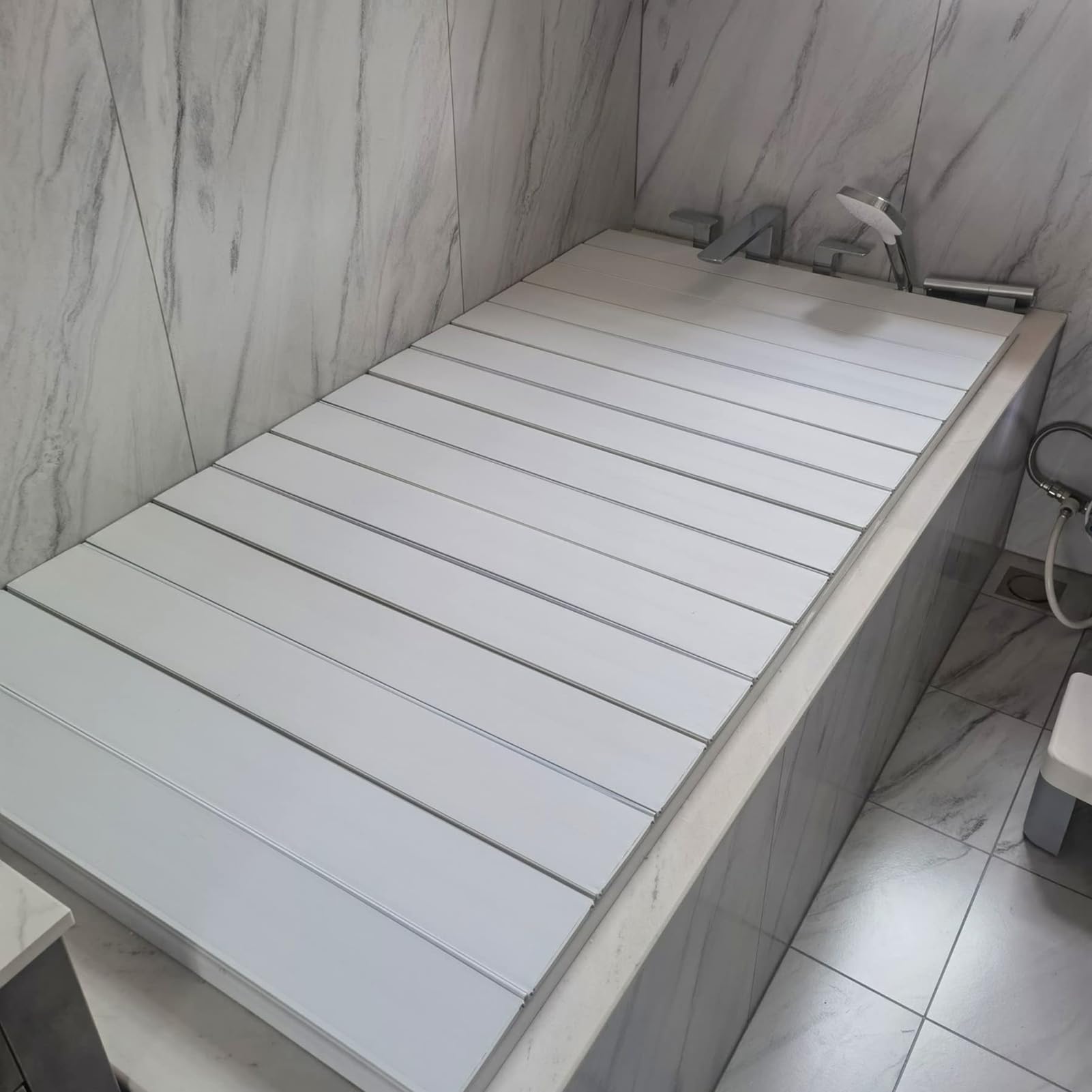 AMSXNOO Copertura per vasca, vassoio vasca da bagno, vassoio isolante, coperchio per bagno, PVC copertura per vasca da bagno pieghevole per casa, bagno, Spa Vivere, (70 x 170 cm)