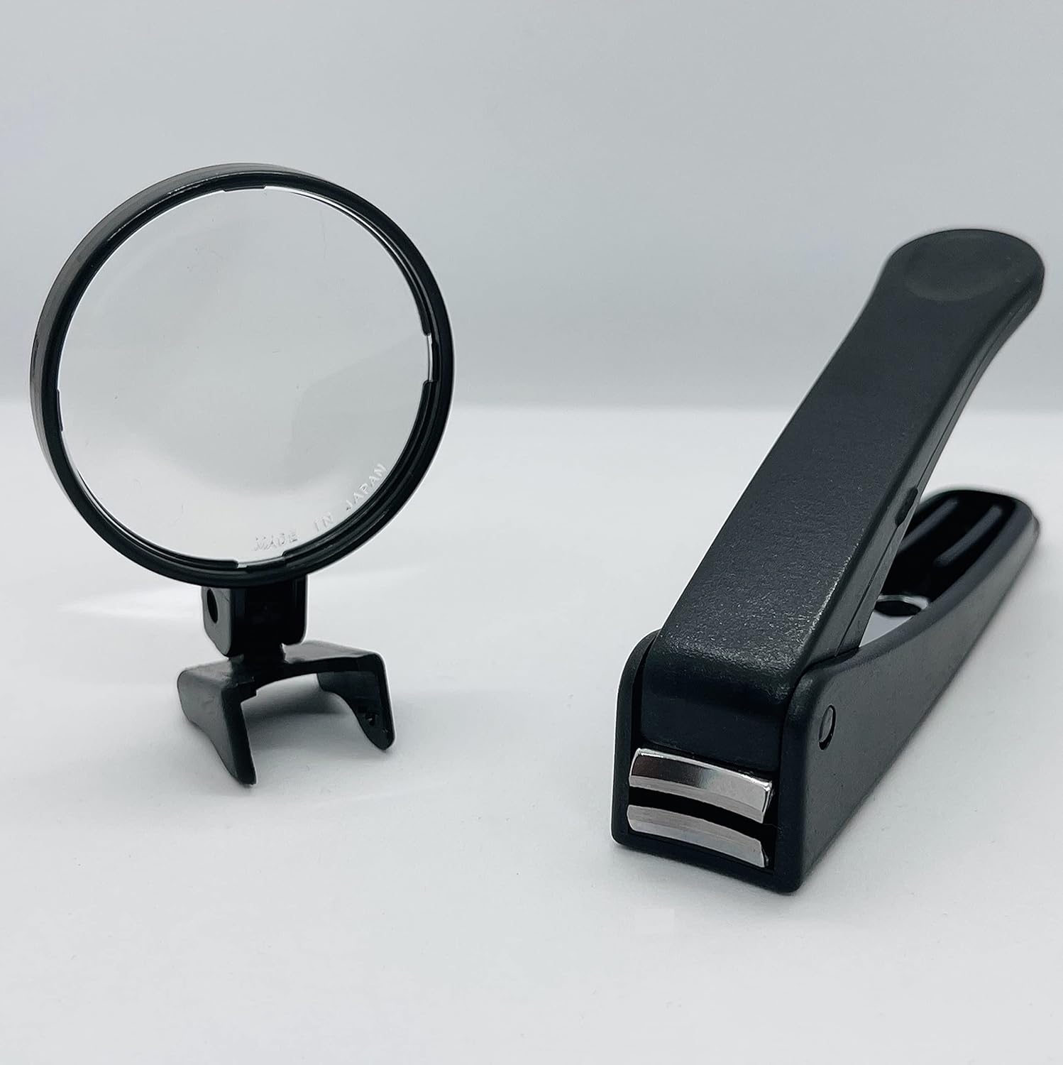 CANARY Japanese Nail Clippers with Magnifying Glass for Senior, Sharp