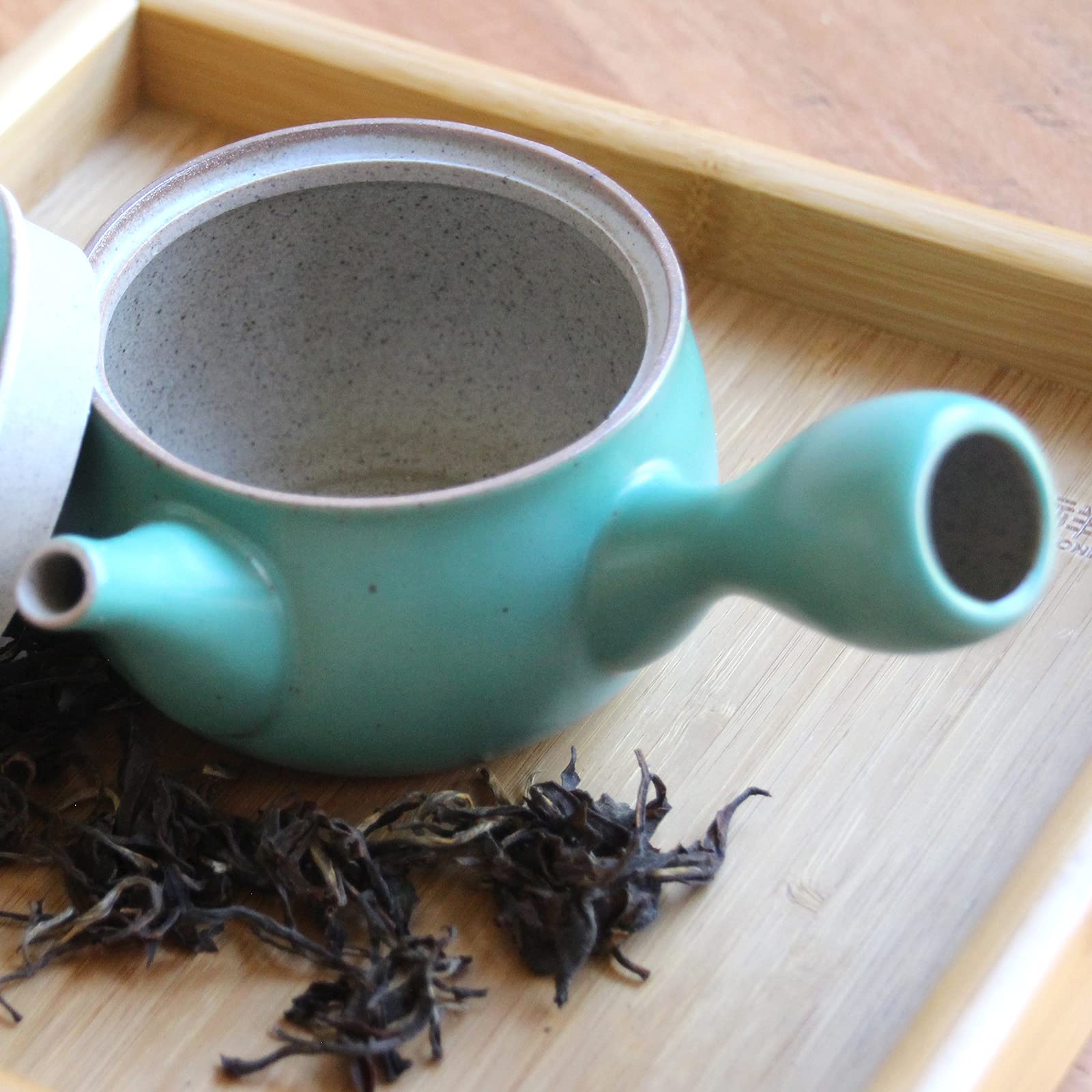 Tea Soul Théière Kyusu traditionnelle japonaise en crédence verte émaillée, filtre intégré, capacité 320 ml B6021571