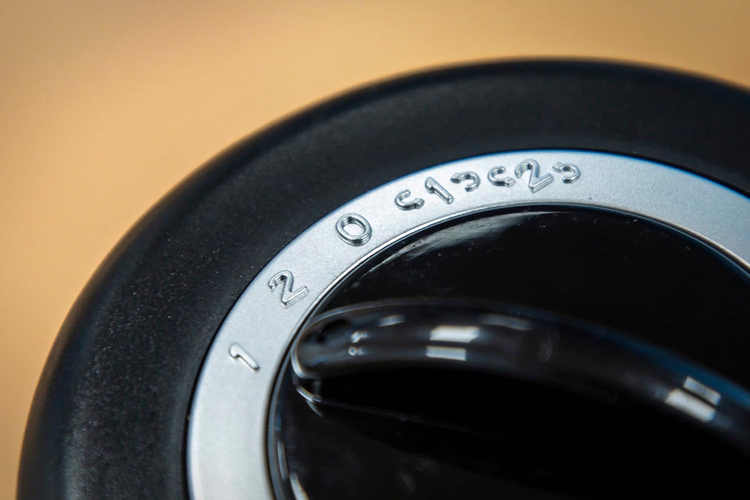 Sealey STF12C 12" Oscillating Desk Tower Fan 2-Speed