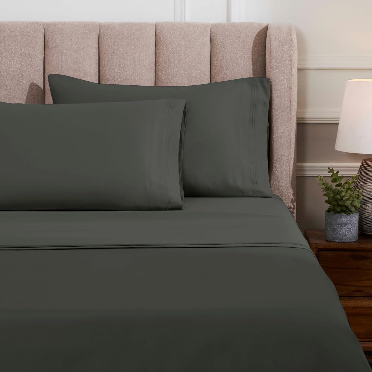 Superior Egyptian Cotton 4 Piece Sheet Set, Luxury 1000 Thread Count, Modern Design, Sustainable Sheets, Soft Basics, Solid, Deep Pocket Fitted Sheet, Flat Sheet, Pillowcases, California King, Grey
