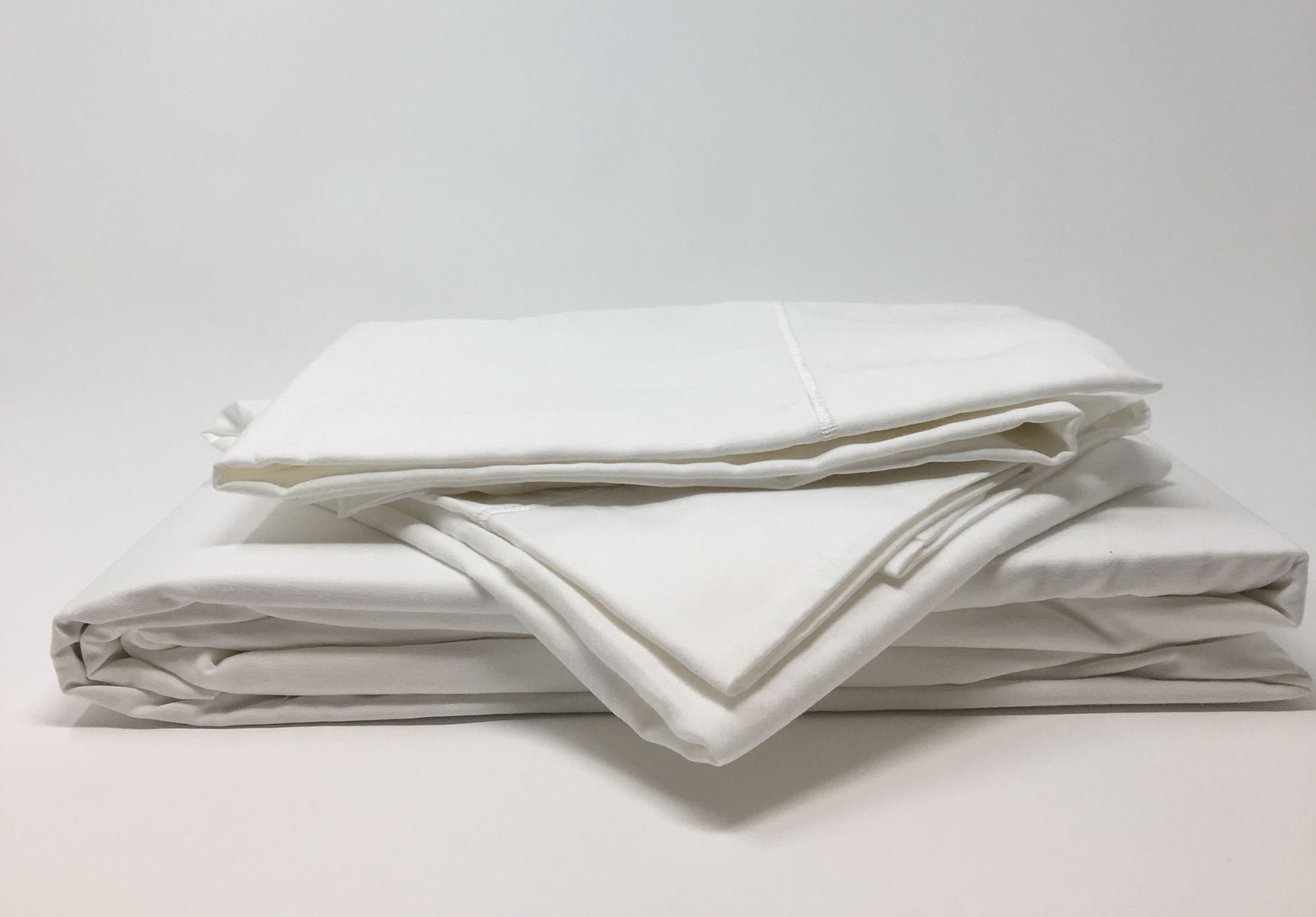 Belledorm Egyptian Cotton Fitted Sheet + Housewife Pillowcase Bundle Set, 400 Thread Count Percale (White, Single)