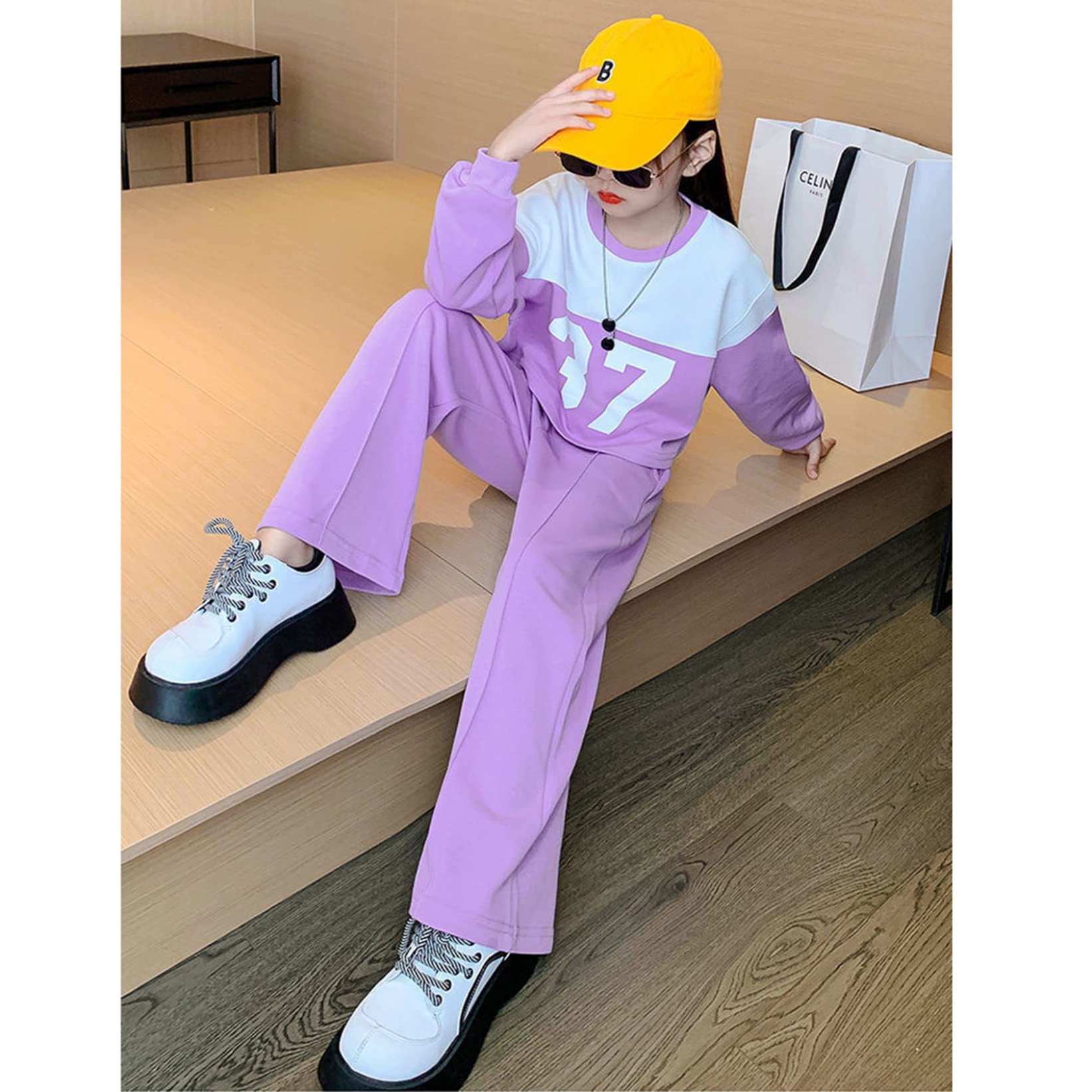Dziewczęcy zestaw odzieży, dres do joggingu, bluza z długim rękawem, dresy, dres sportowy, dres rekreacyjny, zestaw sportowy