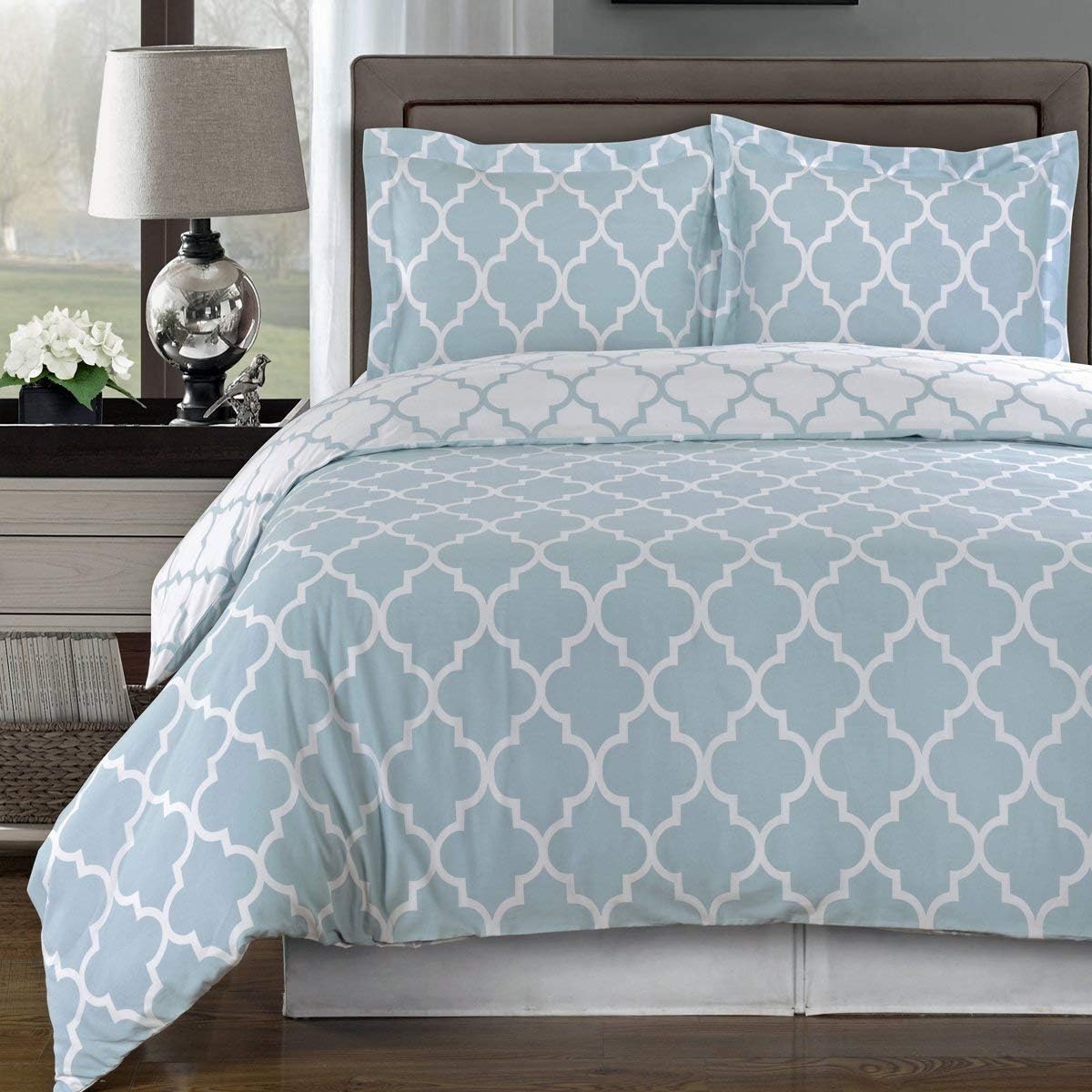 One-Day Sale: Up to 70% Off Navy and White Meridian Twin / Twin XL 2-Piece Duvet-Cover-Set, 100 % Cotton 300 TC Get Discount Offer Navy and White Meridian Twin / Twin XL 2-Piece Duvet-Cover-Set, 100 % Cotton 300 TC