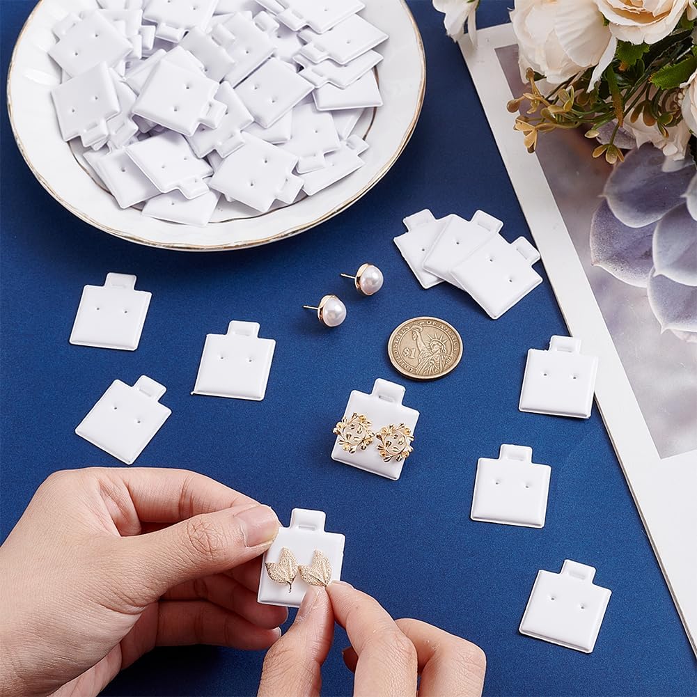 NBEADS 100 Pcs Earring Display Cards, Puff Earring Cards PVC Jewelry Hanging Display Cards Earring Holder Cards with Paper Packaging Box for Earrings Jewelry Display, White, 1x1.24Inch
