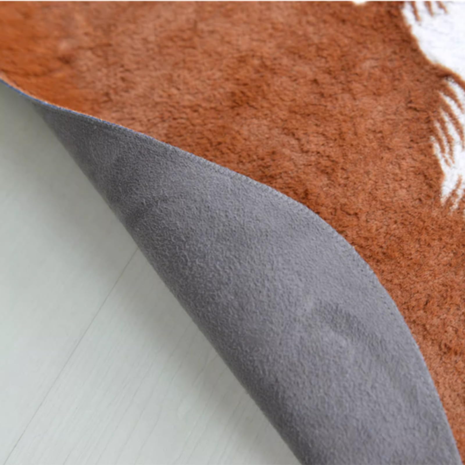 Tappeto in Pelliccia, Tessitura Piatta, Pelliccia Sintetica, Pelle Bovina, Design Pelle Bovina, Soggiorno, Camera da Letto, Altezza Pelo 10 mm, Lavabile, Morbido(Brown,200 * 140cm)