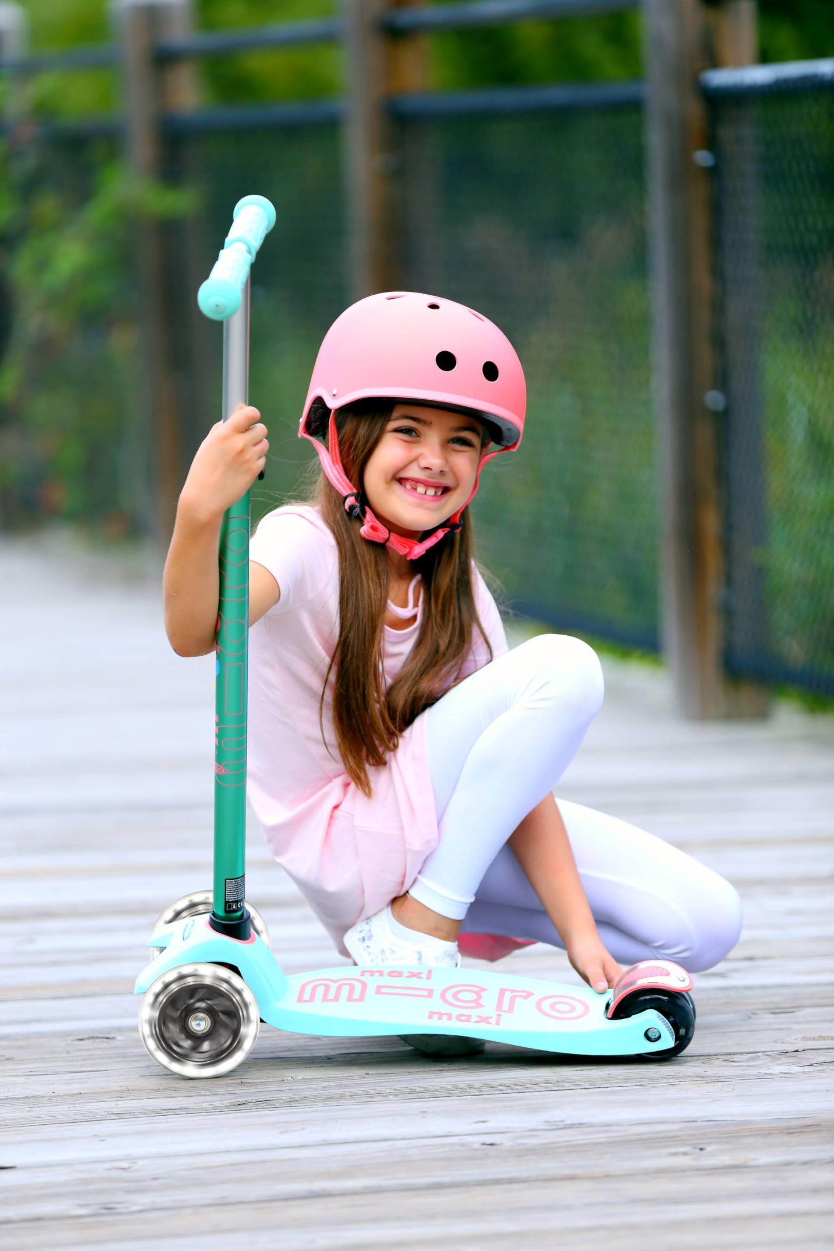 Micro® | Maxi Deluxe LED Patinete 3 Ruedas Niños | Ruedas con Luces LED | Sistema de Giro por inclinación | Altura Regulable | 5-12 Años | Niños y Niñas
