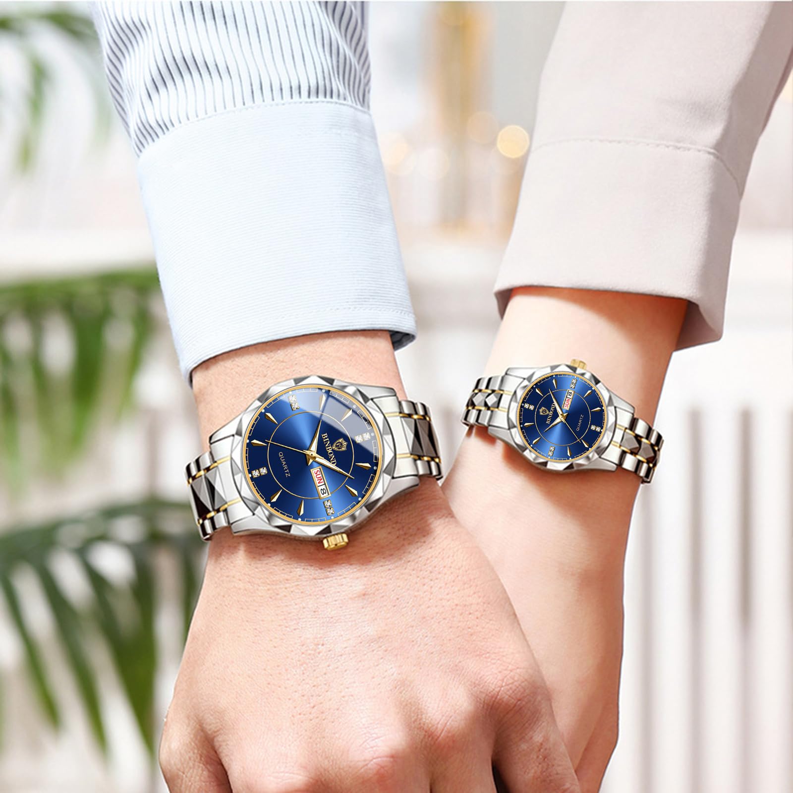 JewelryWe Paar Uhr Analog Quarz Kalender 30M Wasserdicht Partner Armbanduhr Edelstahl Armband Herren Damen Uhren mit Strass Zifferblatt