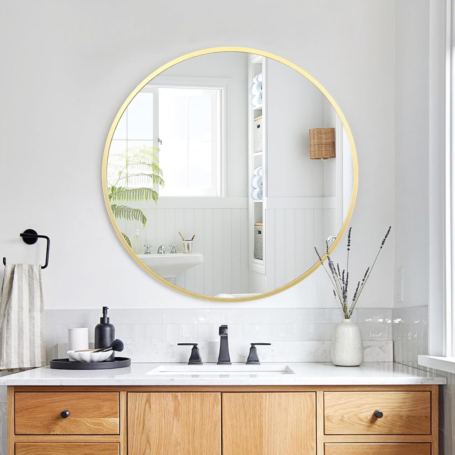 Round Mirror 18 Inch, Metal Frame Wall Mirror, Circle Decorative Mirror for Bathroom Vanity, Living Room, Entryway, Foyer, Golden