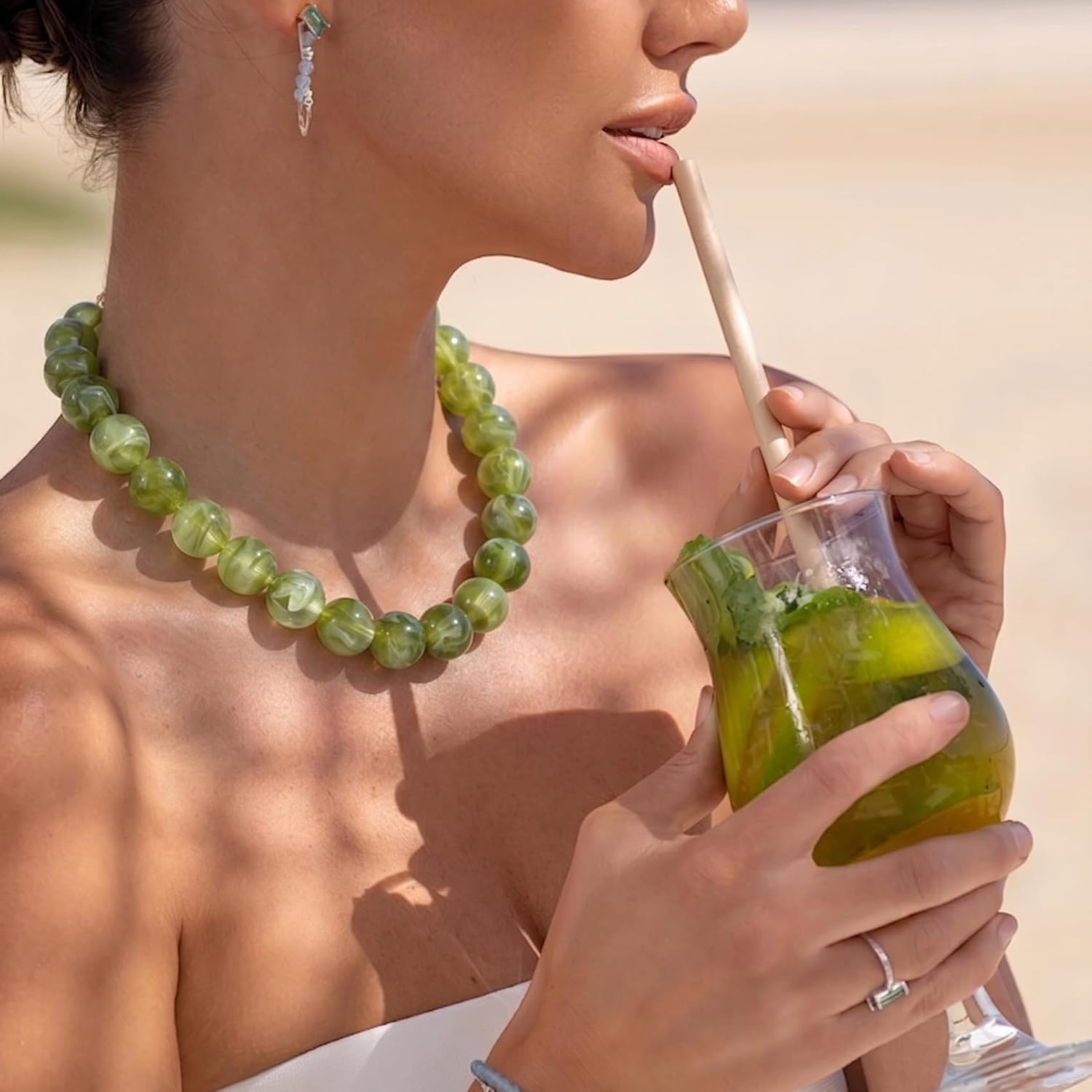 Chunky Beaded Necklace for Women 20MM Oversized Resin Bead Statement Necklaces Trendy Boho Summer Beach Necklace Bold Vacation Jewelry