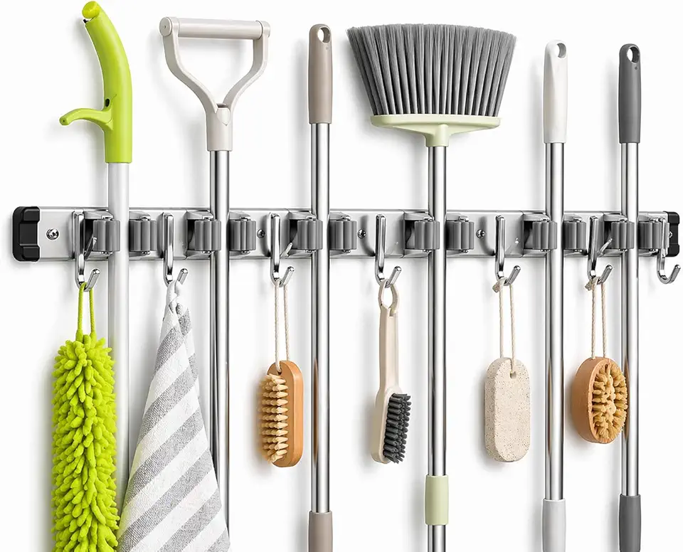 Suporte de Vassouras e Rodos de Parede inox com 9 acessórios – Organizador Multifuncional para Limpeza, Cozinha, Lavanderia, garagem e Área de Serviço – Instalação Fácil e Alta Resistência