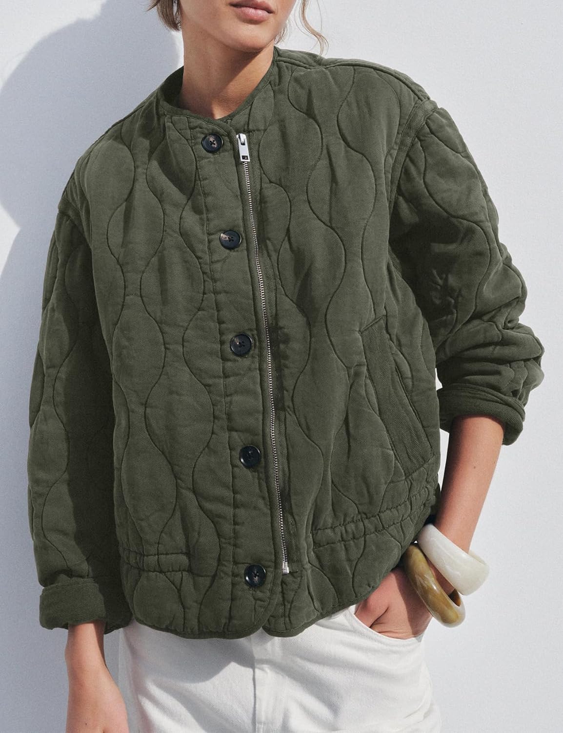 Flygo Women Lightweight Quilted Jackets Oversized Long Sleeve Zip Cropped Puffer Padded Coat Fall Winter Jacket - Image 2