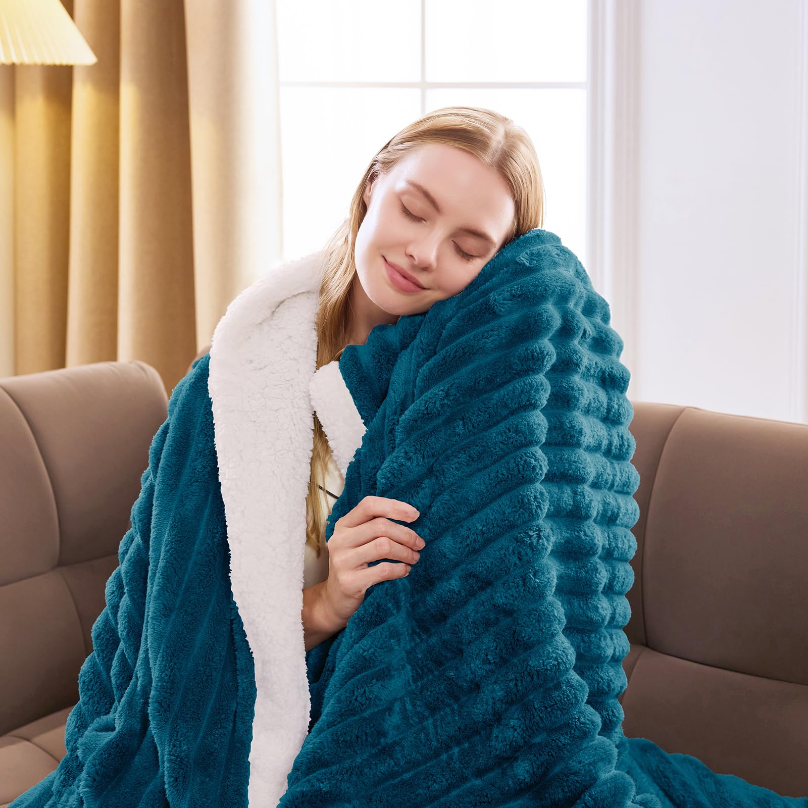 WAVVE Coperta Plaid Pile di Sherpa - Coperta a righe 220x240 cm, Turchese - Coperta Pelosa- Divano/Letto Matrimoniale King, Copridivano di Microfibra Calda e Morbida