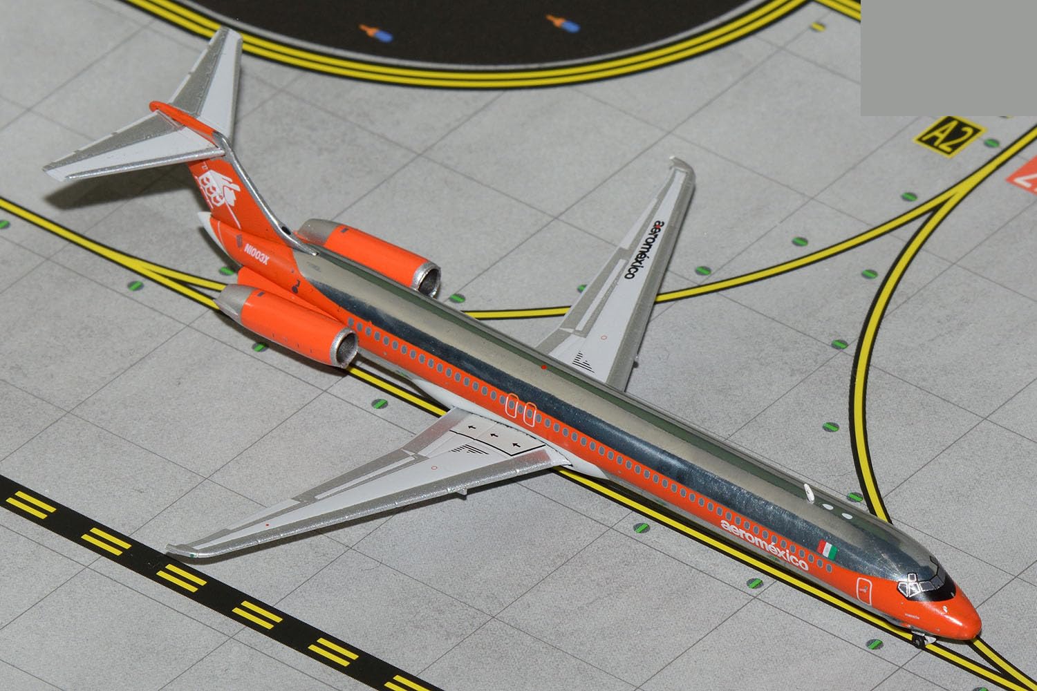 Gemini Mcdonnell Douglas MD-82 (DC-9-82) Aeroméxico Orange