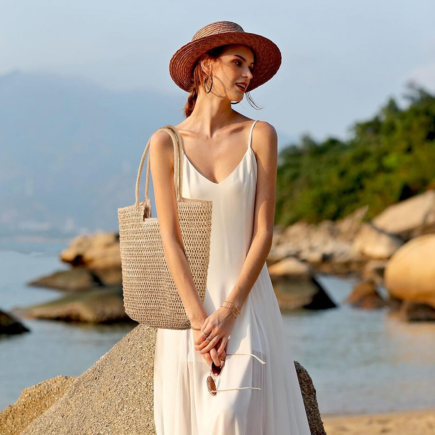 Beach Bags for Women Summer Lightweight Woven Straw Tote Purse Shoulder Handbag for Vacation - Image 2
