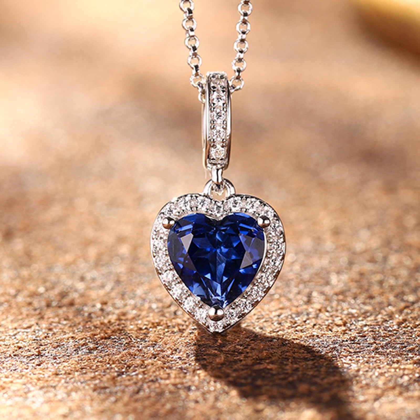 Kettenanhänger L Gold Luxuriöser Herz-Labor-Saphir 1,85 ct mit Moissanit, Kette 333 Gold für Sie| 9K 14K 18K Weißgold | Trendiger Modeschmuck für Vatertag