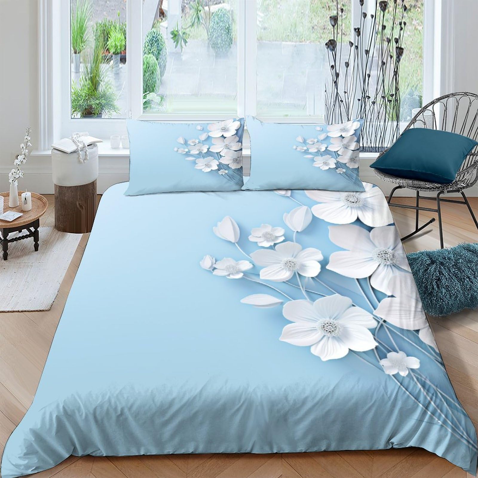 Ensemble de lit bleu 220x240cm à motif floral pour une chambre parentale zen