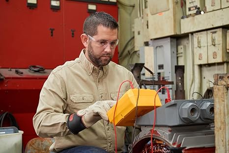 Fluke 1535 Insulation Tester, Insulation Tester, for Frontline Industrial and Electrical Insulation Testing, Test Voltages from 250 V to 2500 V and Resistance Measurements up to 500 G