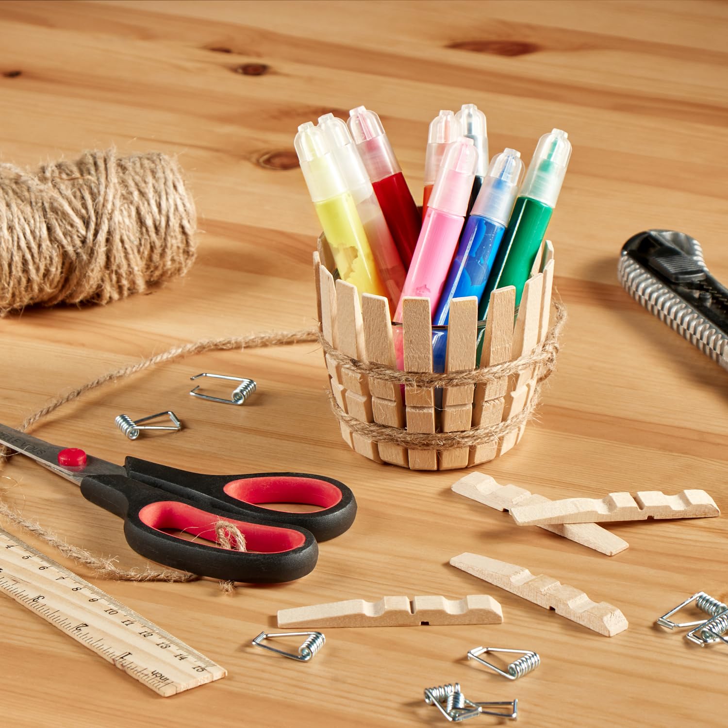COM-FOUR® 120x Pinzas de Madera sostenibles Hechas de Madera de Abedul sin Tratar para Colgar Ropa y Manualidades (120 Piezas - Abedul)