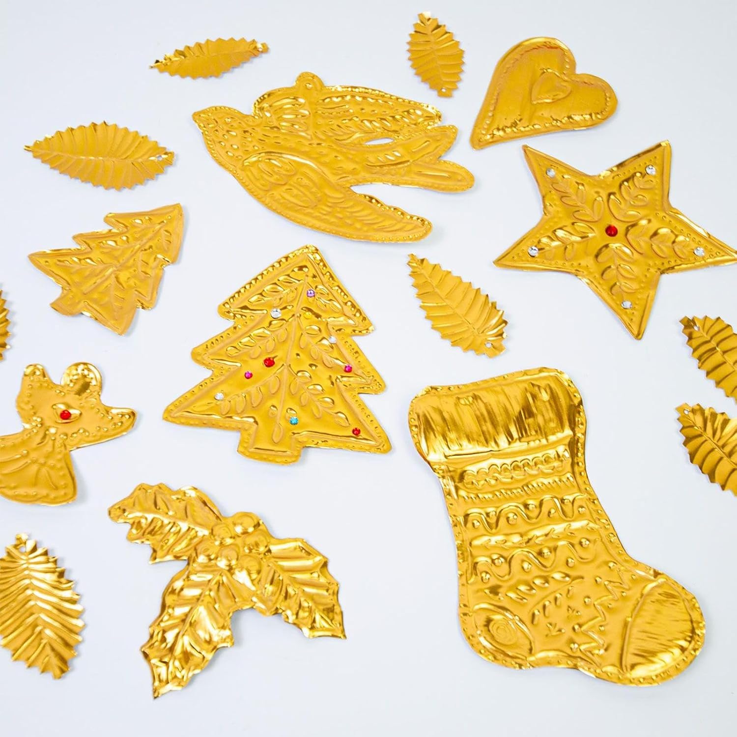 Foil Sheets Kit for Crafts, 15PCS 0.08mm Embossing Foil Sheets, Aluminum Flashing with Carving Tools & Awl & Stickers & Metal Thread, Art Project Craft for Painting Engraving Embossing Mounting