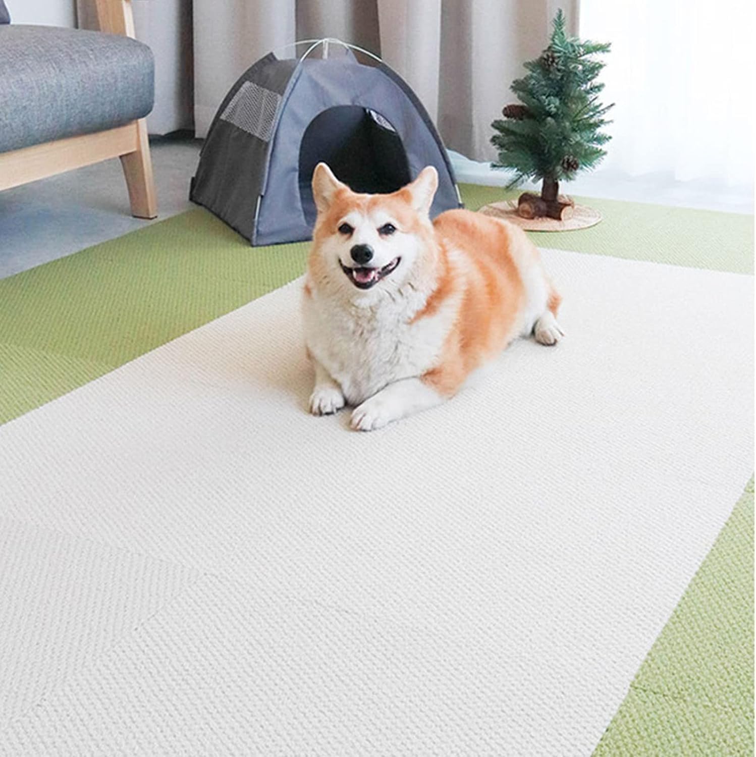 Self Adhesive Carpet Tiles 30pcs 30x30cm Indoor Self Adhesive Carpet Tile,Peel and Stick Carpet Square,Seamless Splice Floor Mat,Easy to Clean(Beige+Green)