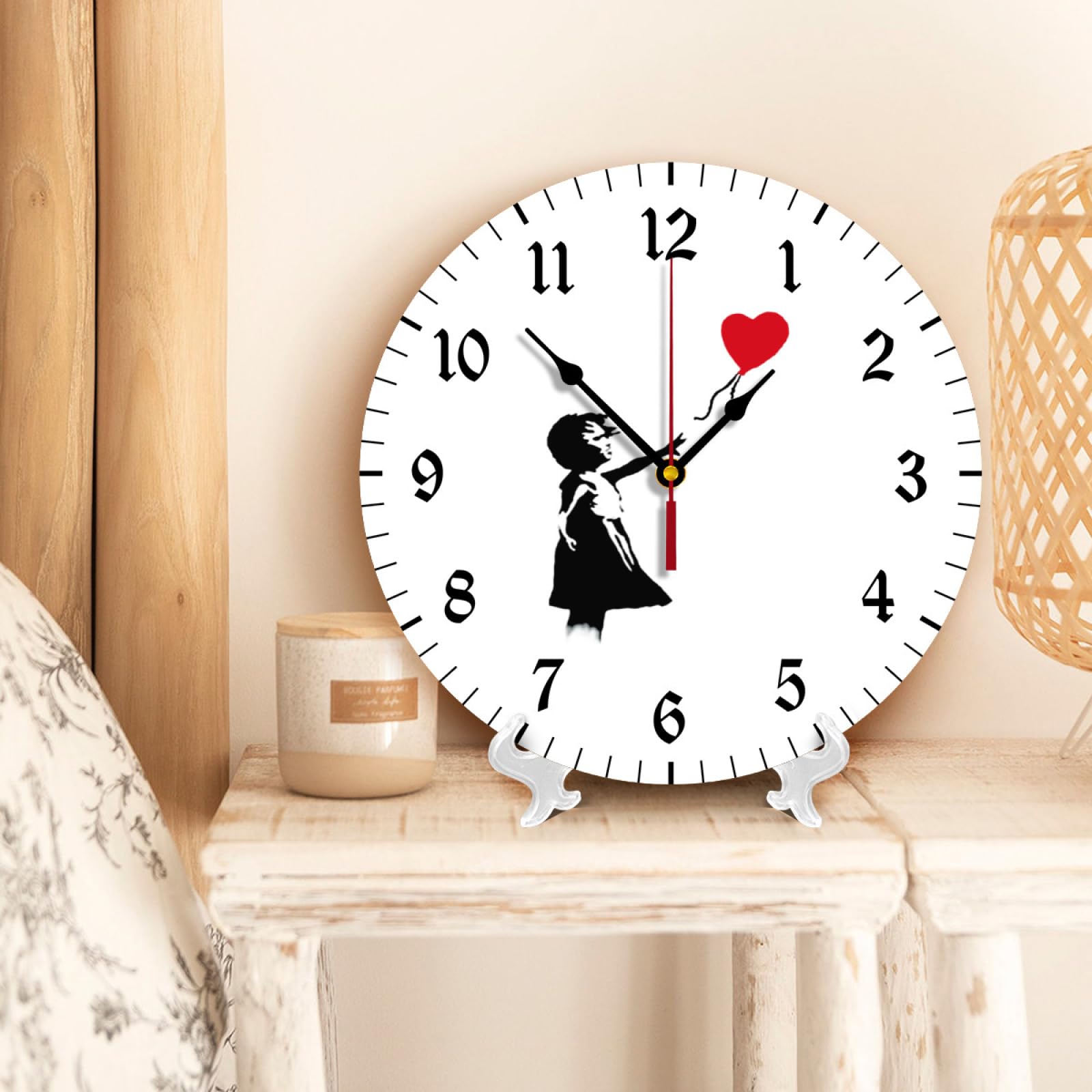 バンクシー　バルーンガール木製掛時計 Amazon.co.jp: 掛け時計 Banksy バンクシー 風船少女 壁かけ時計