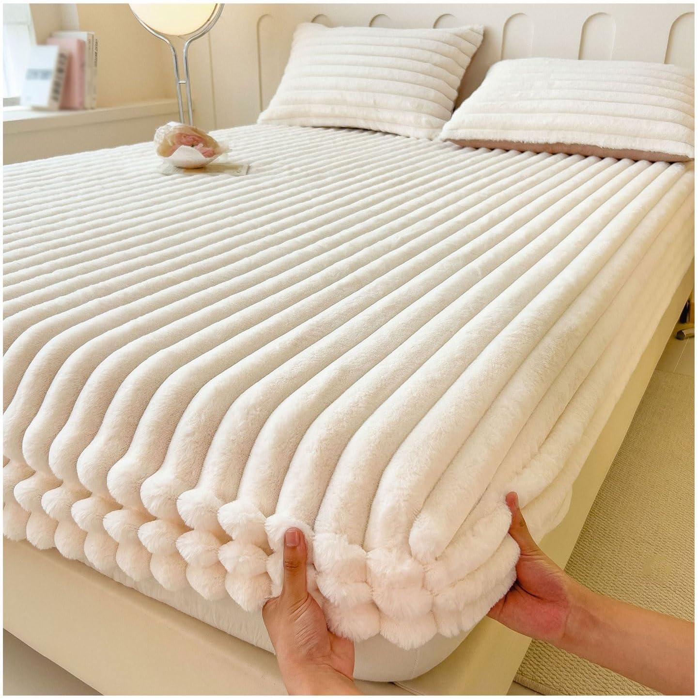 Velvet Fitted Sheet, Soft Plush Fitted Sheet Bedspread, Winter Warm Thickened Fitted Bed Sheet, Soft Plush Bedcover Mattress Cover with Elastic, Bedsheet Bed Sheet Mattress Protector(Beige,200x220cm(7