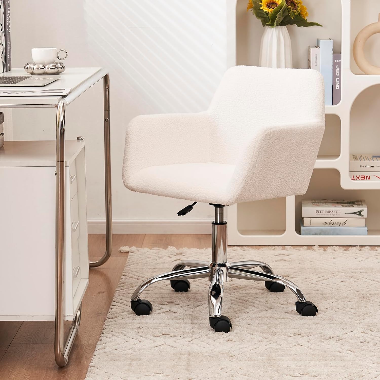 Comfy Home Office Desk Chair for Girls Women Faux Fur Desk Chair with Wheels Furry