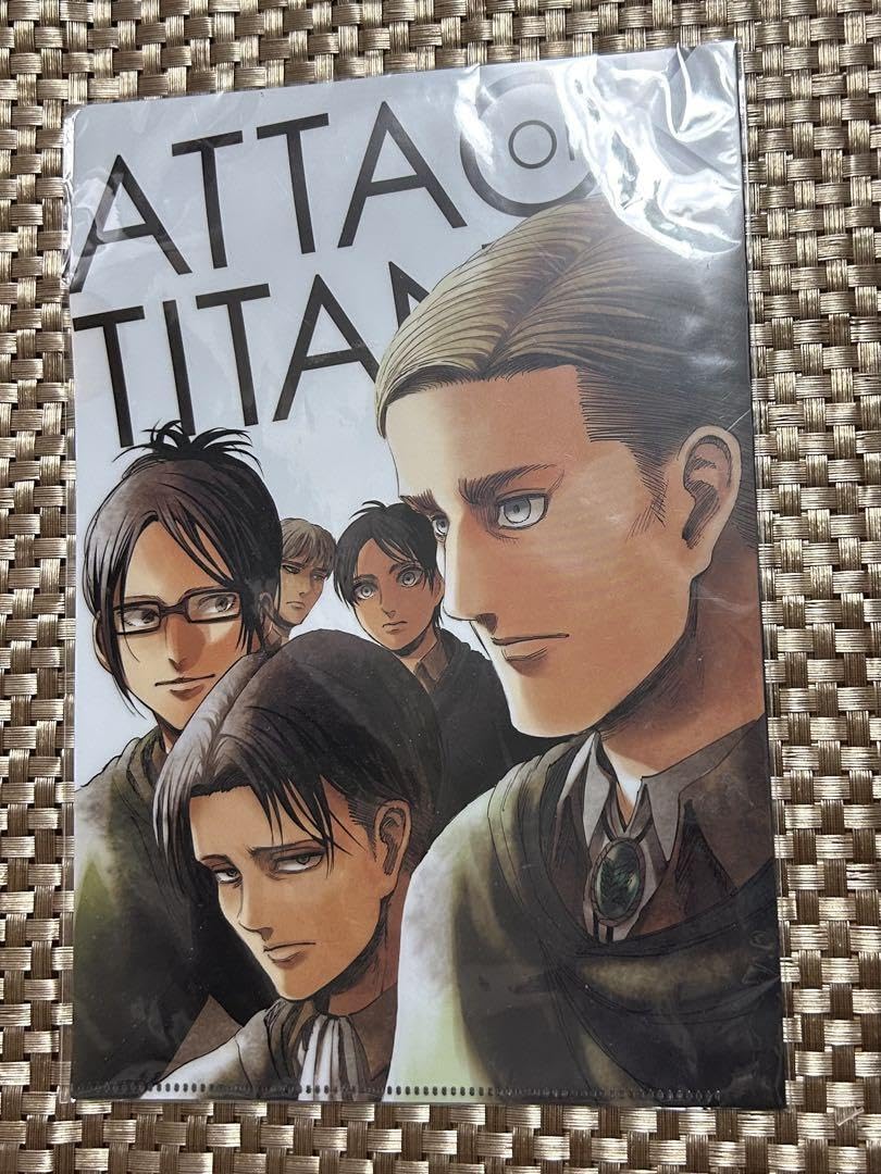 Amazon.co.jp: リヴァイ エルヴィン ハンジ 原作 クリアファイル