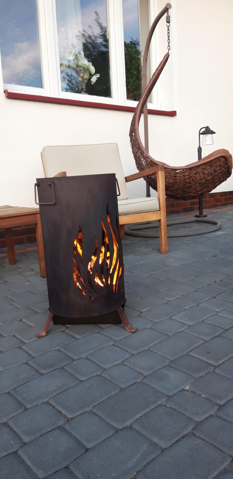 Kapaga - Feuertonne Gartenfeuerstelle aus Cortenstahl – Ø 30cm x 57cm | Robuste Outdoor Feuerstelle & Grill in Rost-Optik, Perfekt für Garten & Terrasse - Feuerkorb