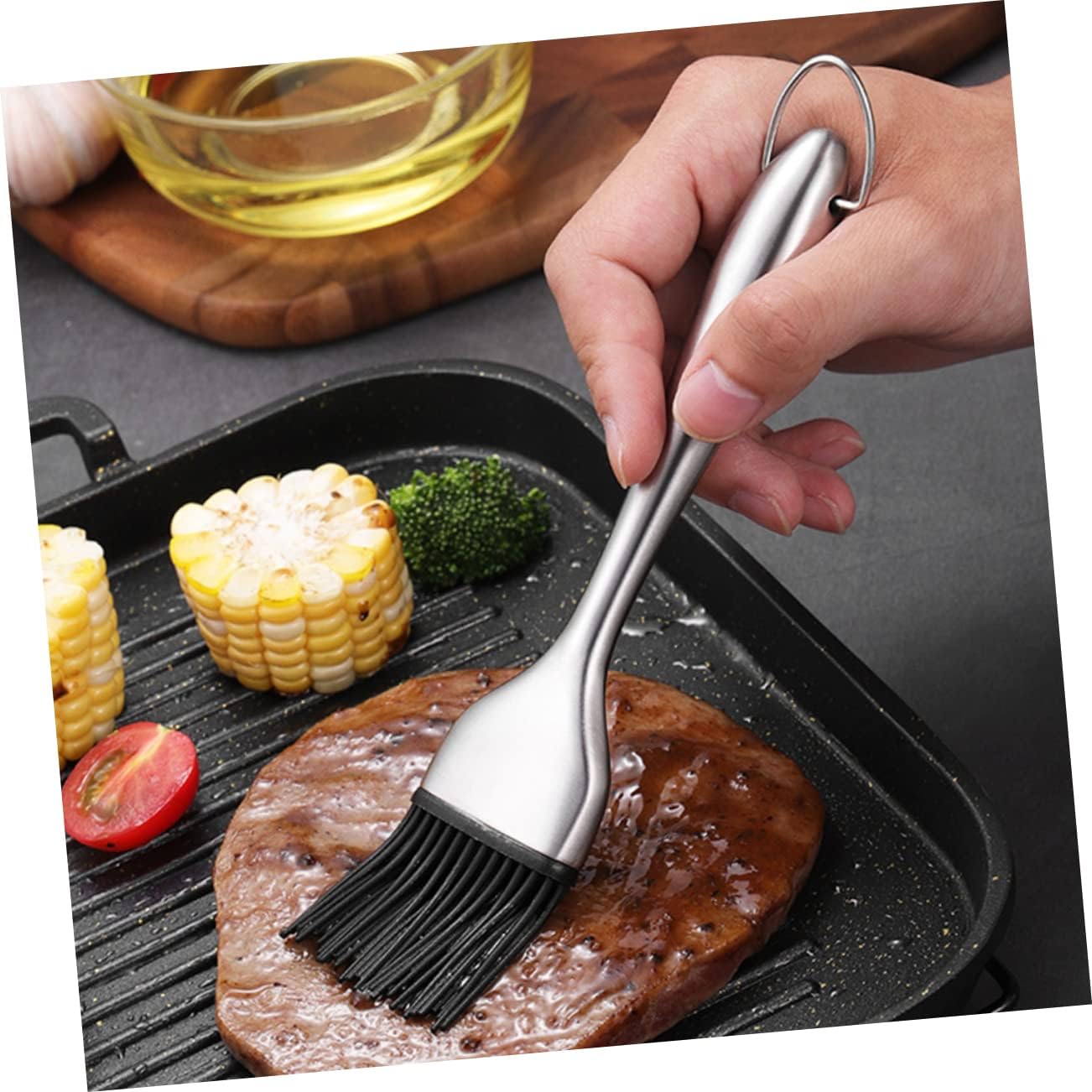 PRETYZOOM Oil Dispenser Bottle Olive Oil Sprayer Pourer Kitchen Soy Sauce Vinegar Holder