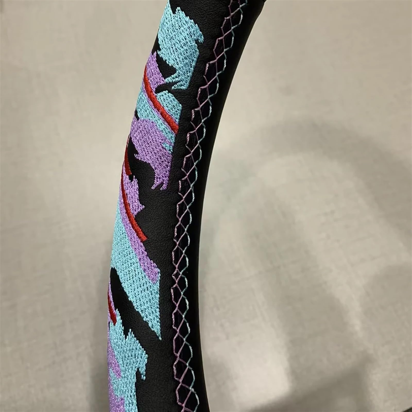 Volant Support en aluminium de 330 mm de diamètre, matériau en cuir microfibre, volant de course sportif modifié avec broderies
