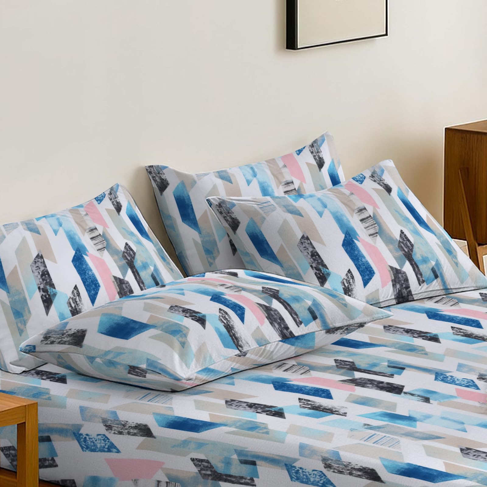 EverSoft Bedding Pack of 4 Pillowcases 50x75cm Soft Pillow Cases - Wrinkle Free Easy Care Pillow Covers - Standard Size Pillow Cases Set of 4