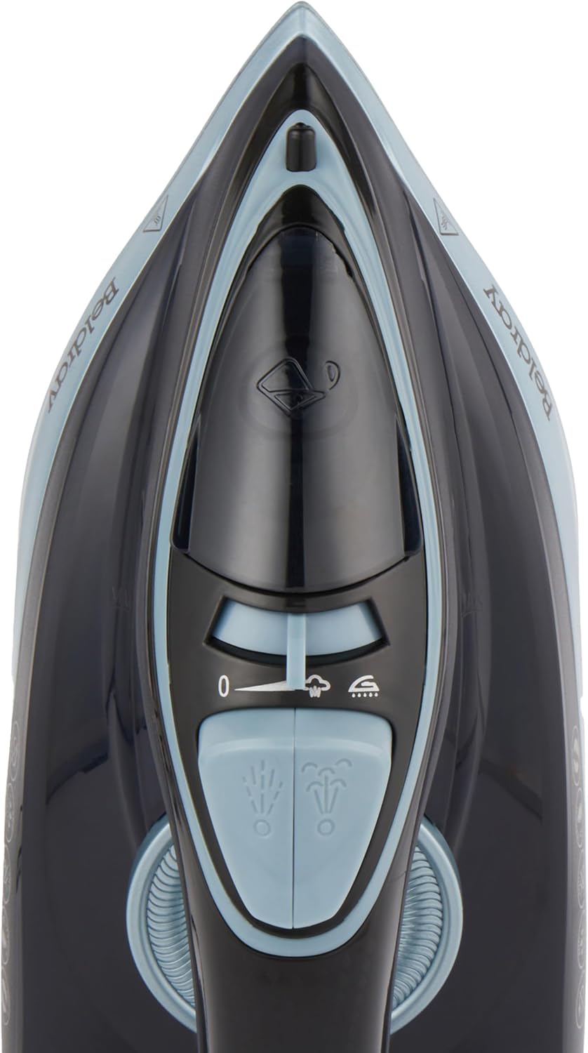 สูงสุด view of the iron showing water inlet and controls