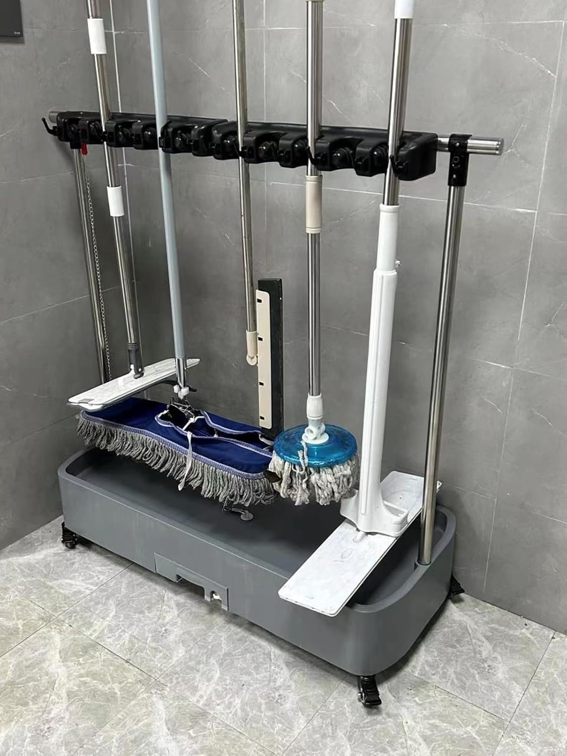 LJYKBFL Household Corner Mop Broom Holder Rack, Heavy Duty Cleaning Tool Rolling Cart For Laundry, Shed & Garden Yard, Floor Standing Garage Tool Storage W/Hooks,8 Pole Clip