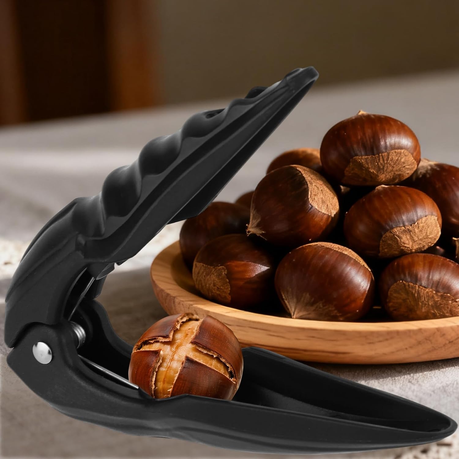 2pcs Chestnut Peeler Tools, Plastic and Alloy Chestnut Cracker Cutter Tool with Slicer Sharp Blades Automatic Spring & Non-Slip Tray for Nuts Easy Kitchen Shelling Opener