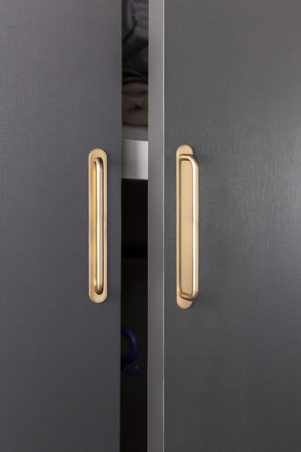 2 Pack Champagne Bronze Cabinet Pulls with Backplate, Solid Zinc Alloy 7.6'' Hole Centers Drawer Handles, Modern Design Hardware for Bedroom, Kitchen
