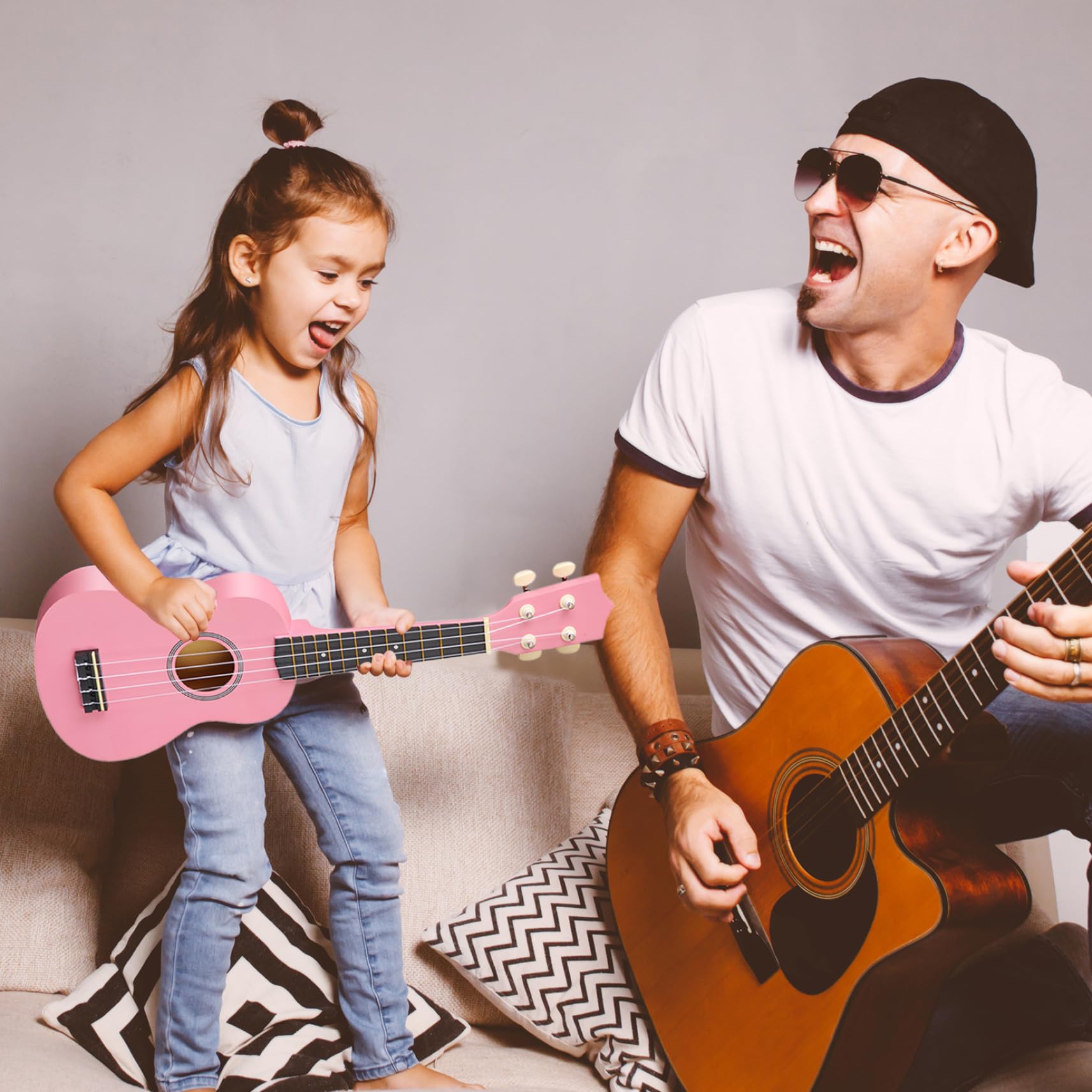 Guitarra para niños pequeños Ukelele Infantil 21 Pulgadas para Principiantes Guitarra de 4 Cuerdas para niños pequeños Ukelele clásico de Tilo con púa cejilla Bolsa de Transporte Instrumento Estilo 2