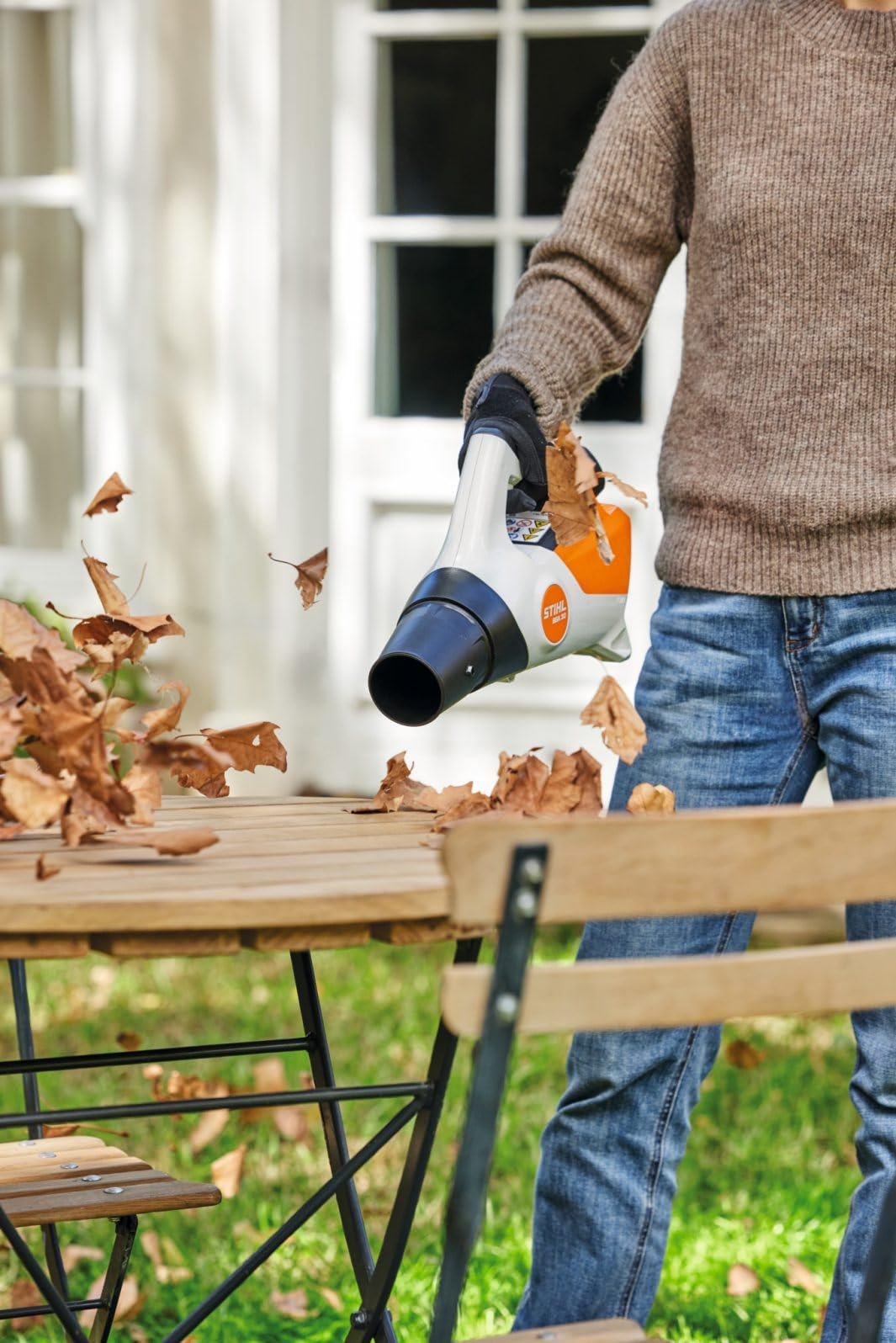 Soffiatore BGA 30 Stihl con 2 batterie AS2 e un caricabatteria AL1
