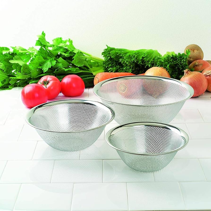 柳宗理 ボウル パンチングストレーナー 6点セット 16 19 23cm ざる 楽天市場】柳宗理 パンチングストレーナー セットの通販